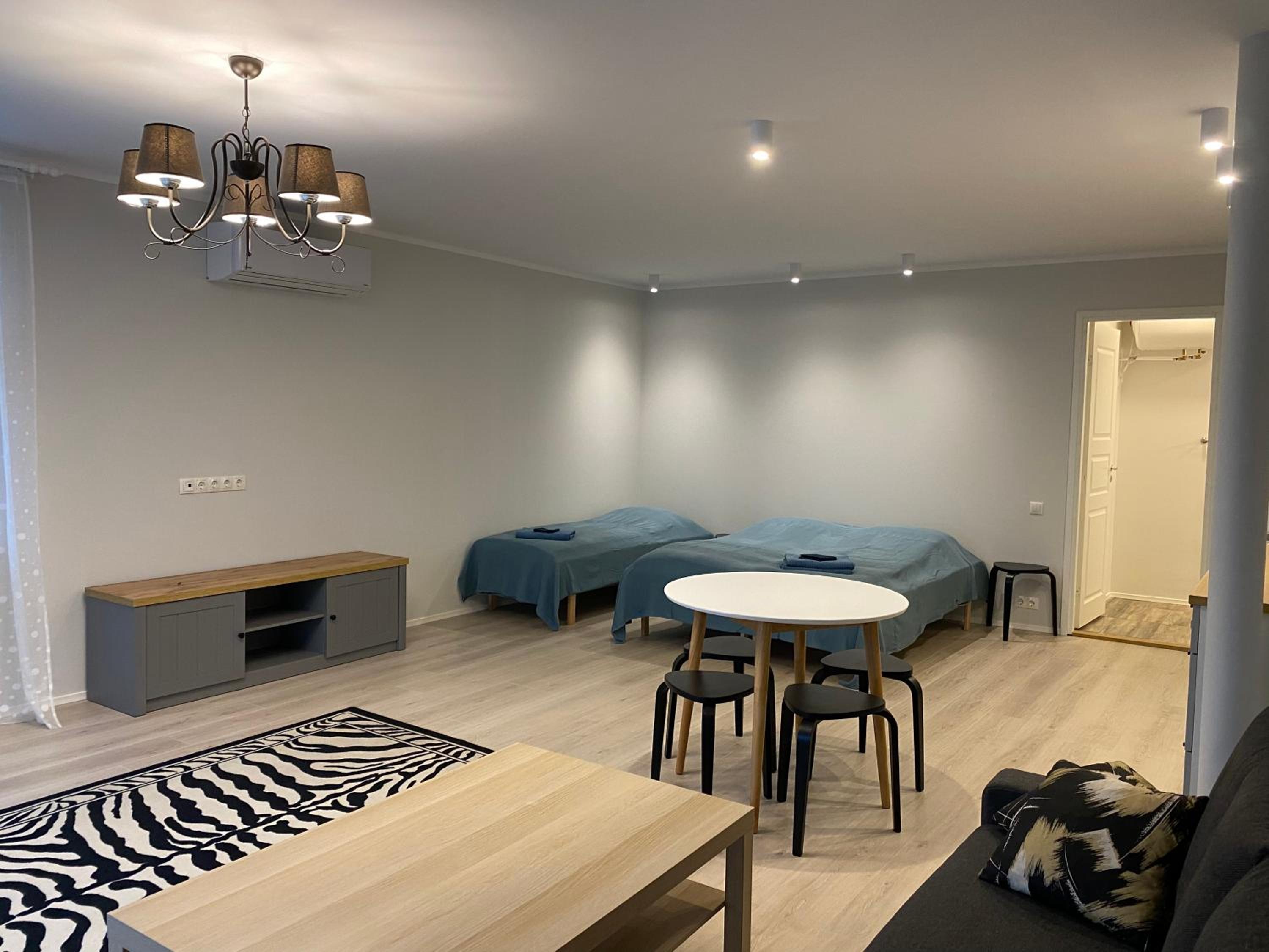 Apartment - Ground Floor - Photo 4