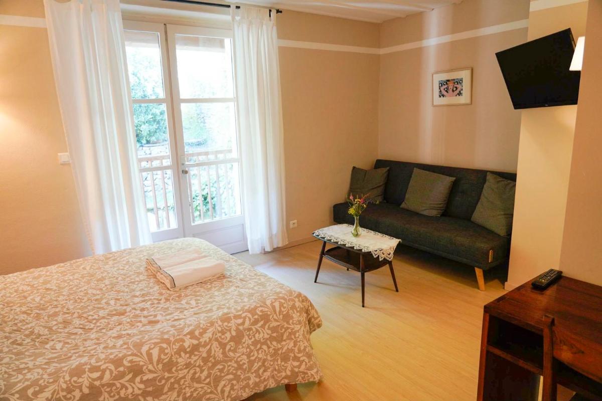 Double Room with Extra Bed photo 2