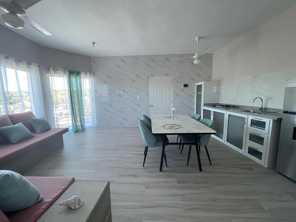 Apartment with Lake View photo 2