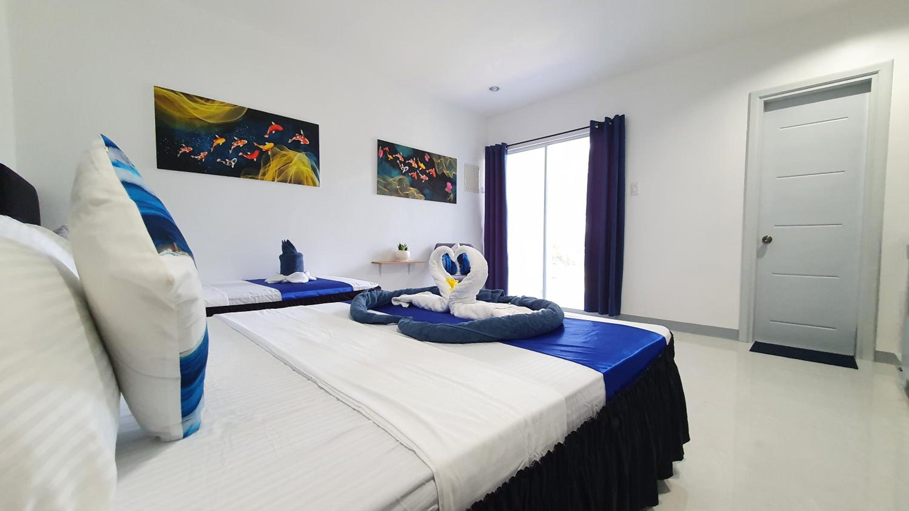 Deluxe Family Room - Photo 21