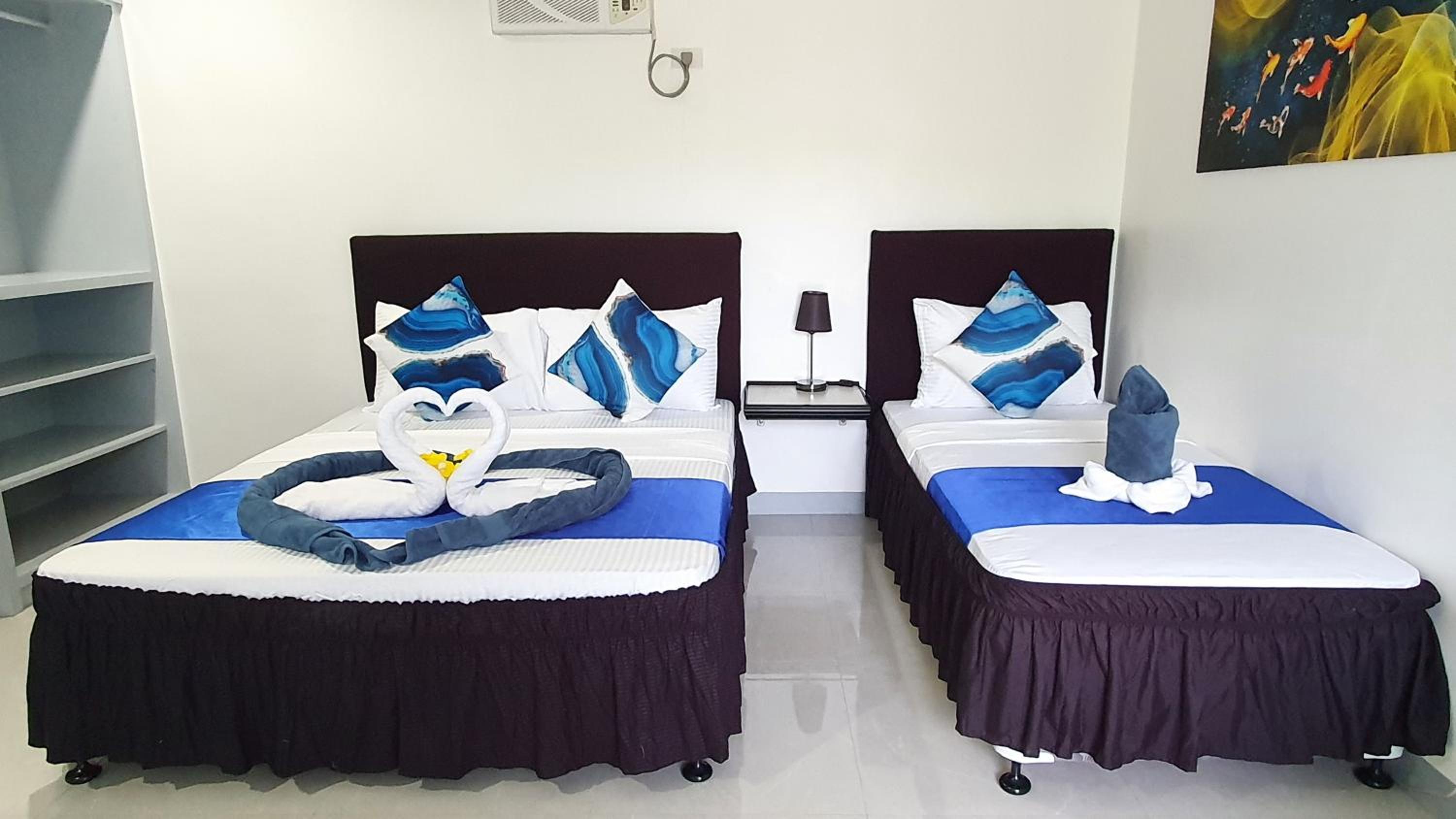 Deluxe Family Room - Photo 20