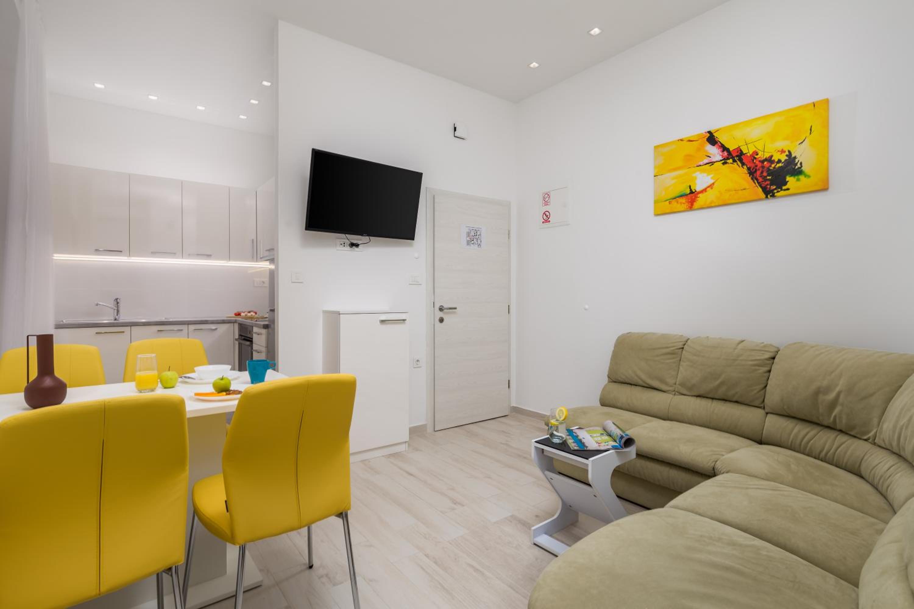 One-Bedroom Apartment