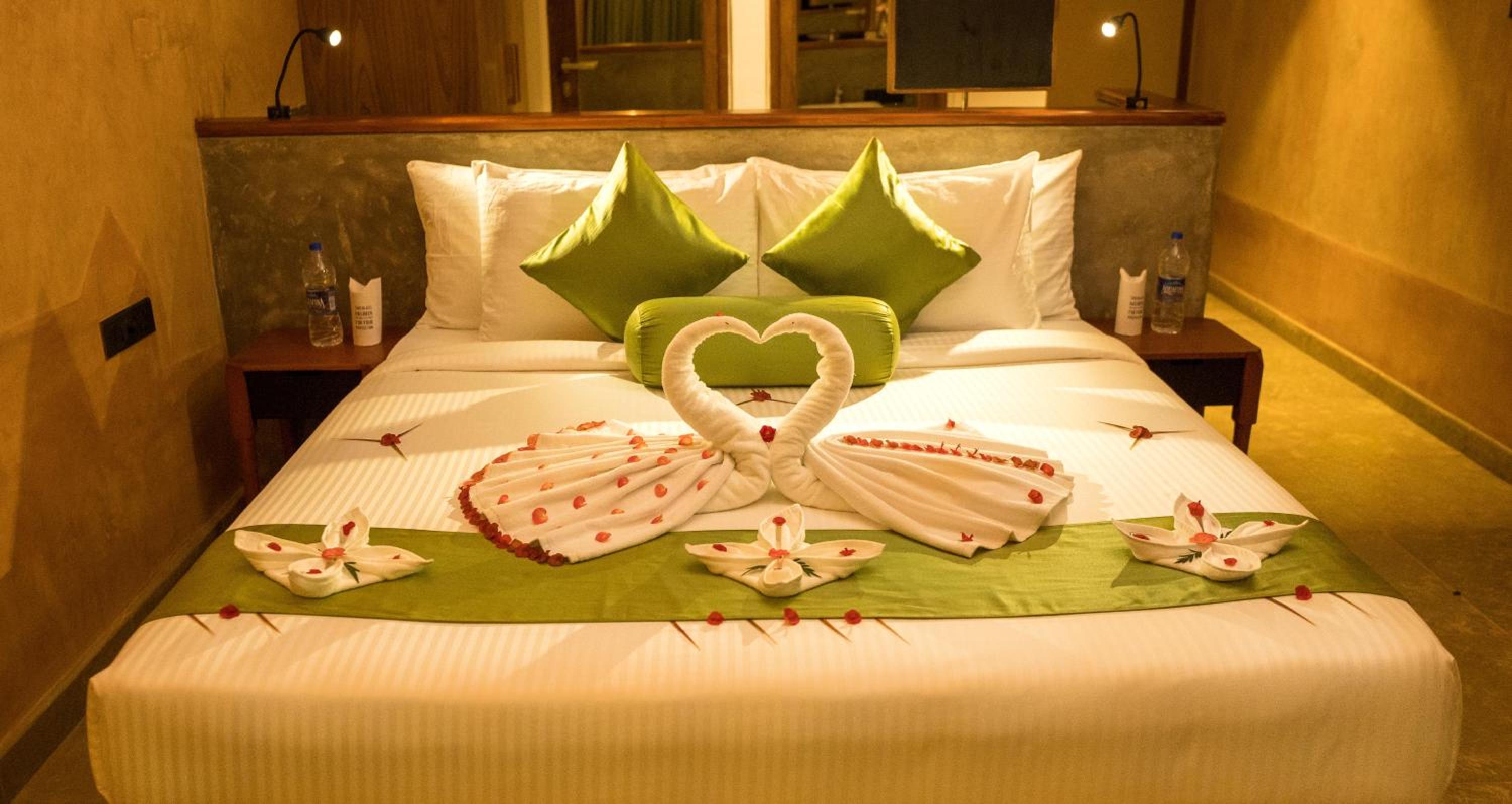 Deluxe Room - Photo 9