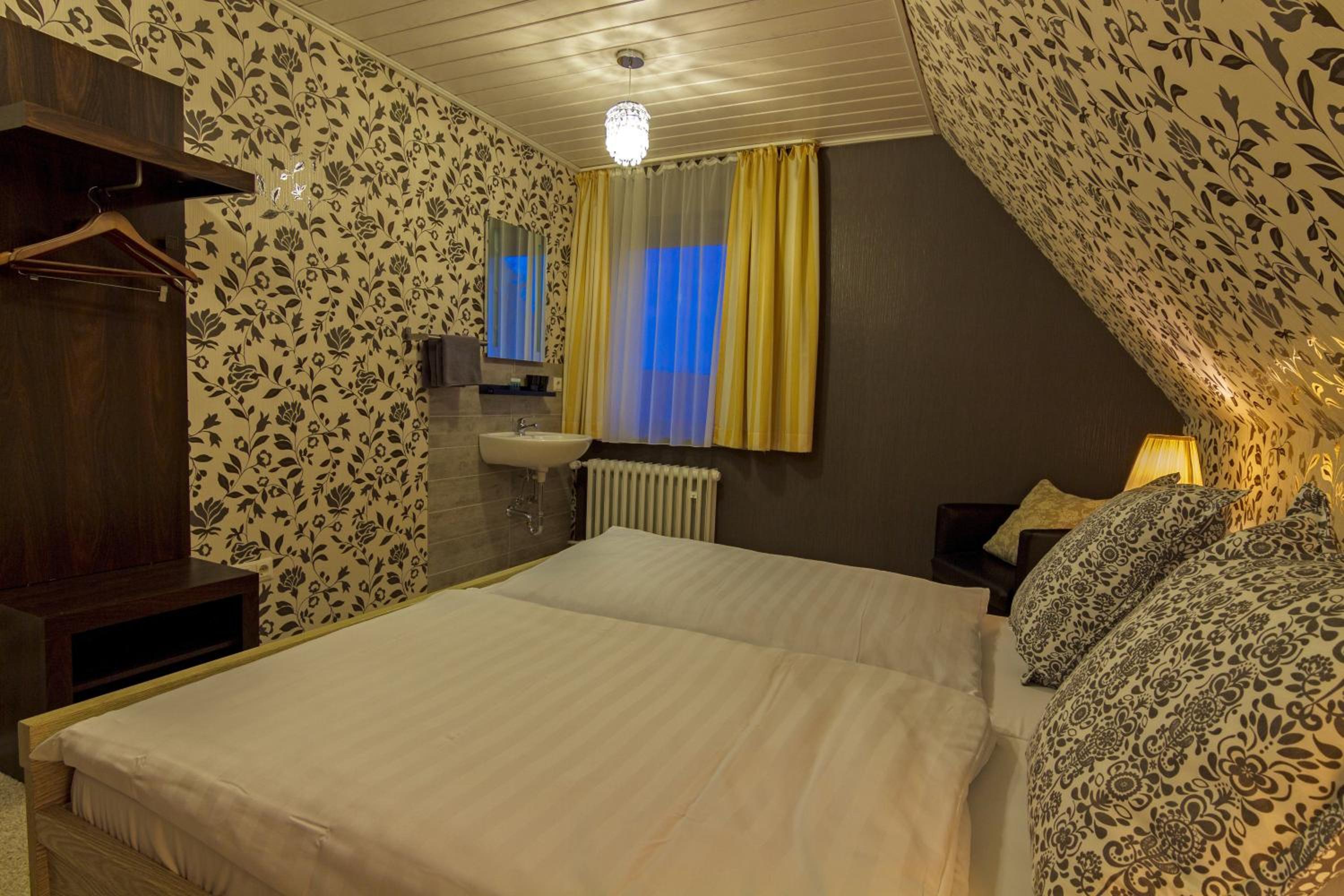 Double Room with Shared Bathroom