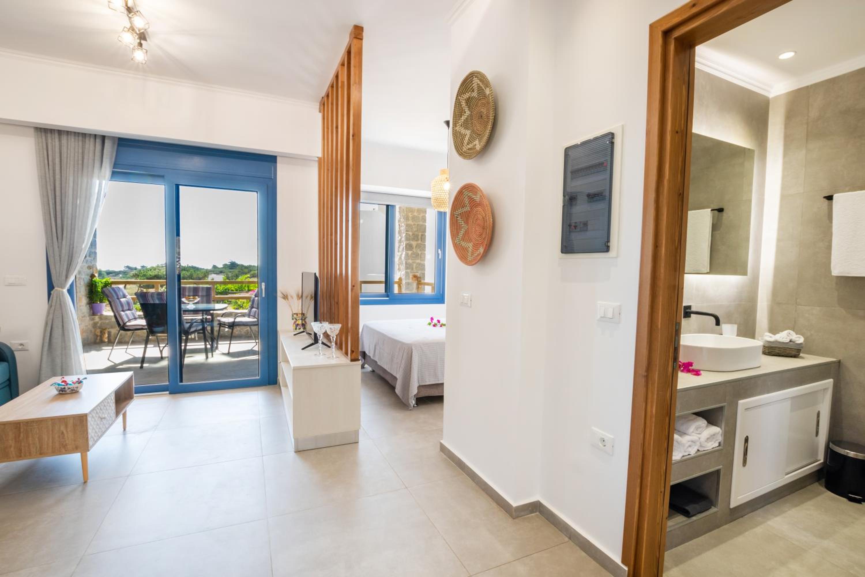 Apartment with Sea View photo 3