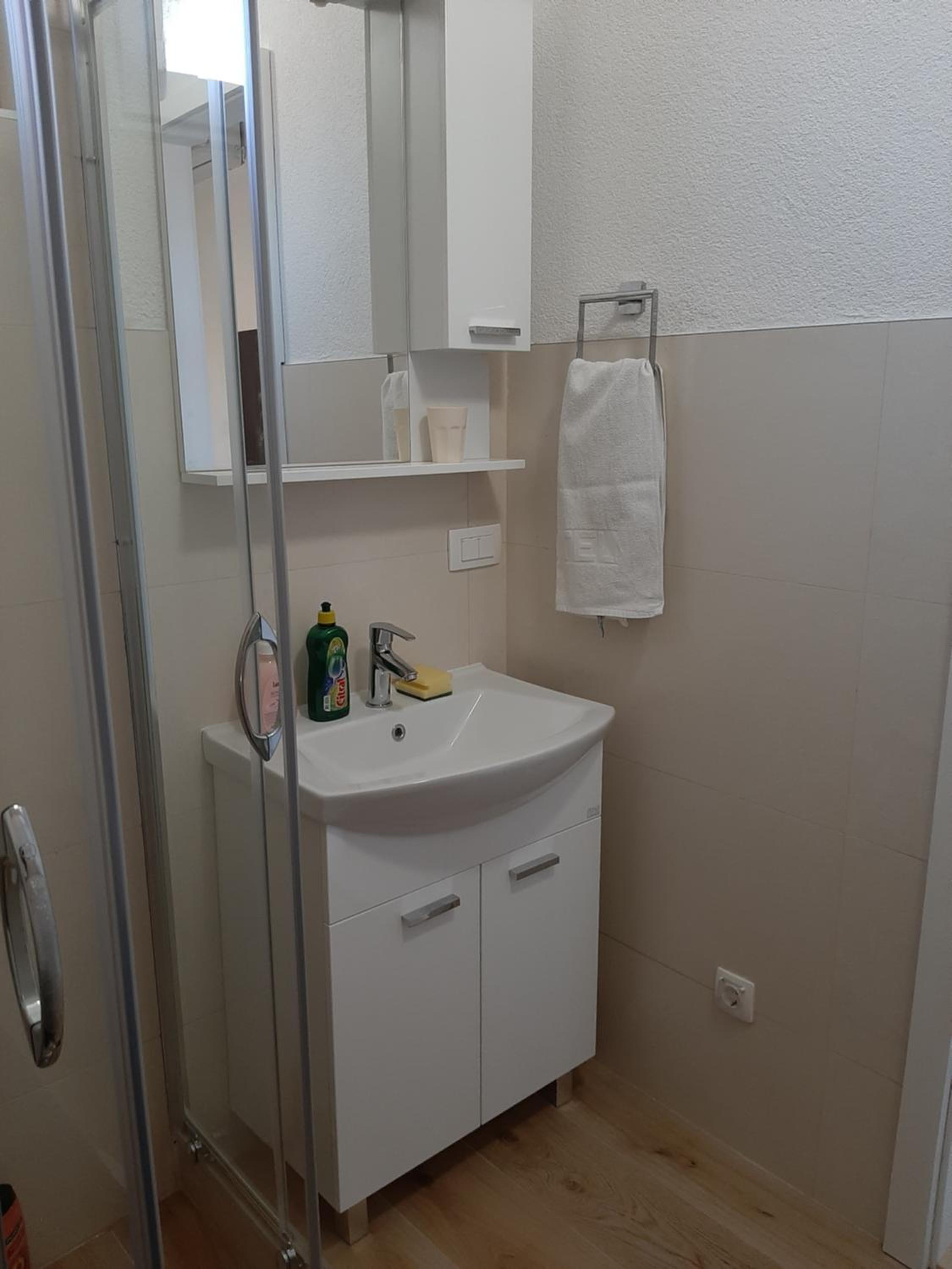 Studio Apartment photo 2