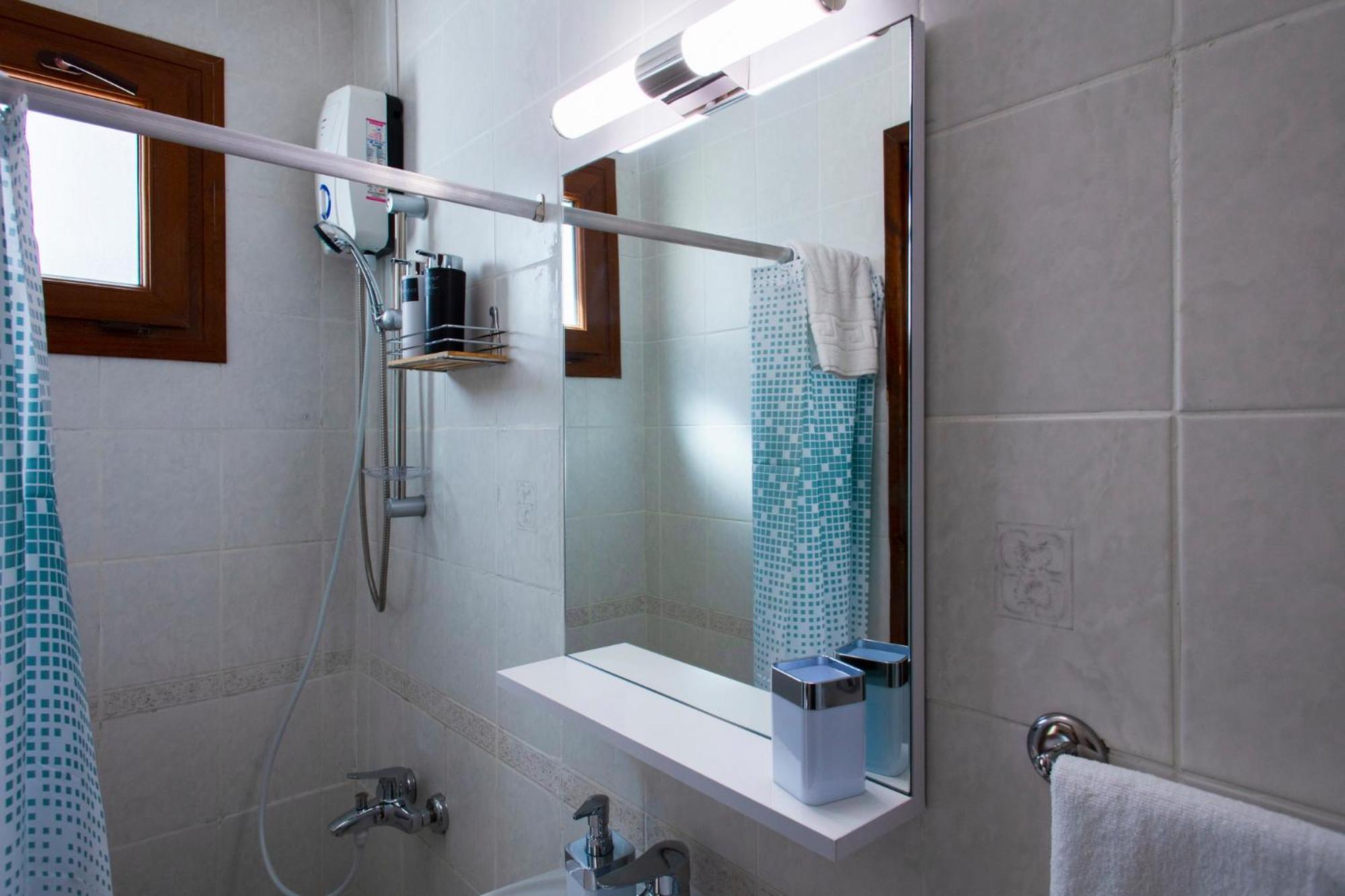 Triple Room with Private Bathroom