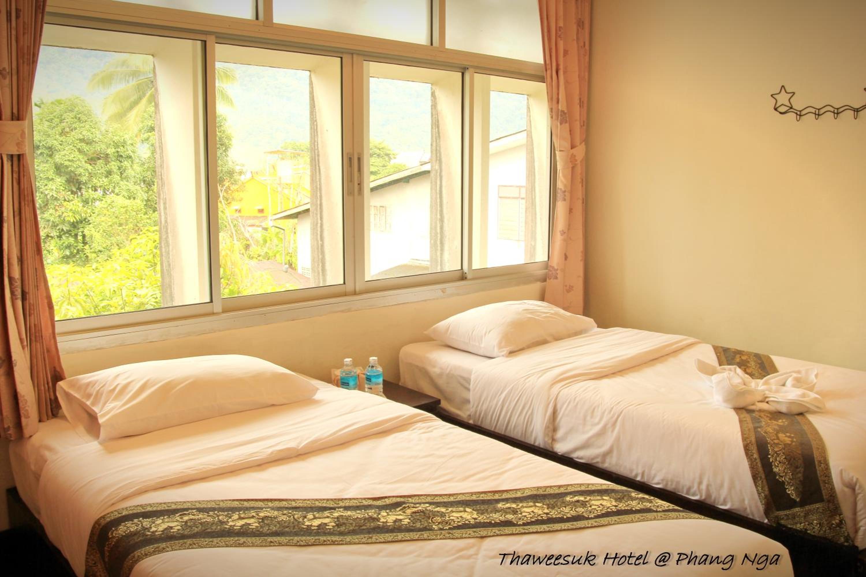 Standard Twin Room - Photo 7
