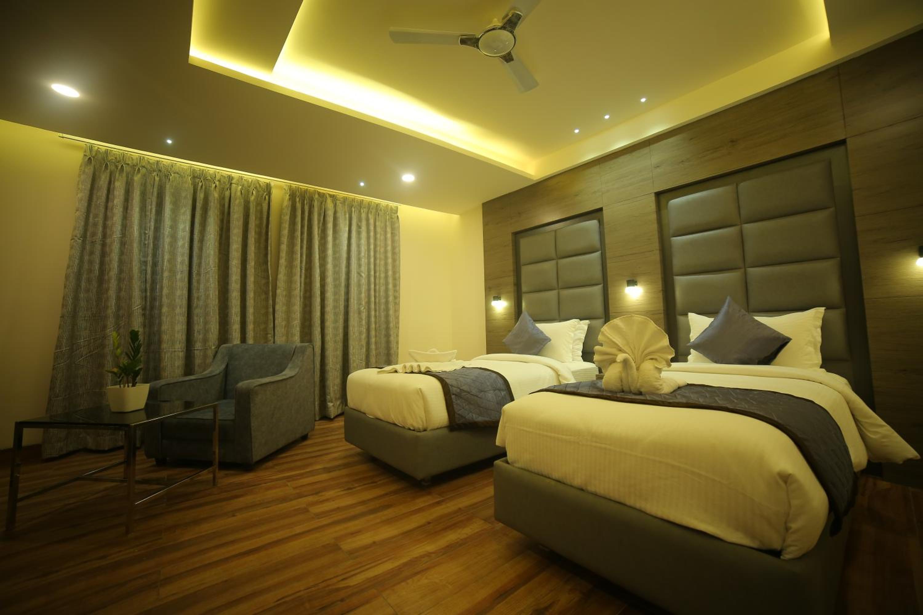 Double or Twin Room - Photo 2