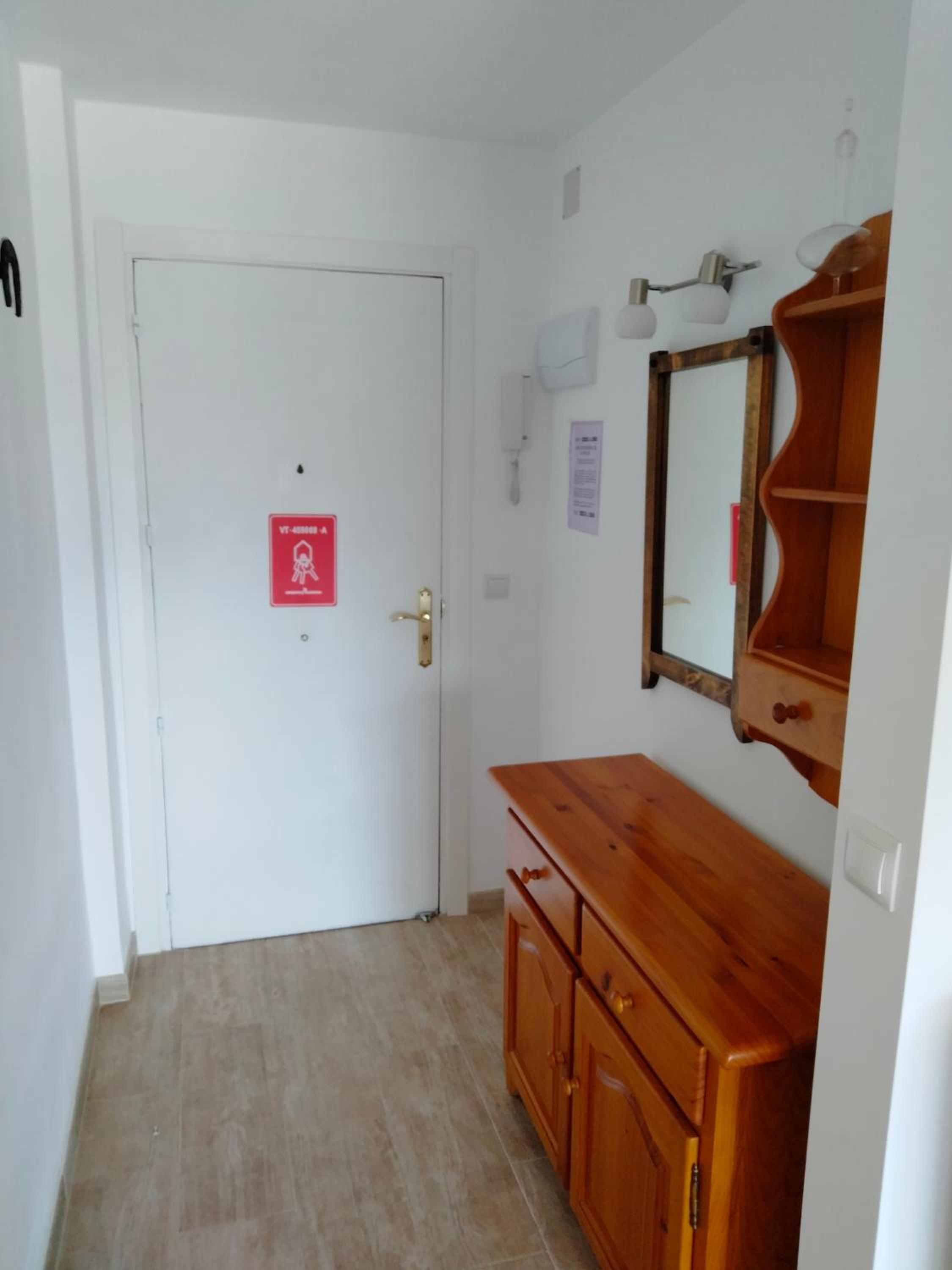 Apartment with Sea View - Photo 11