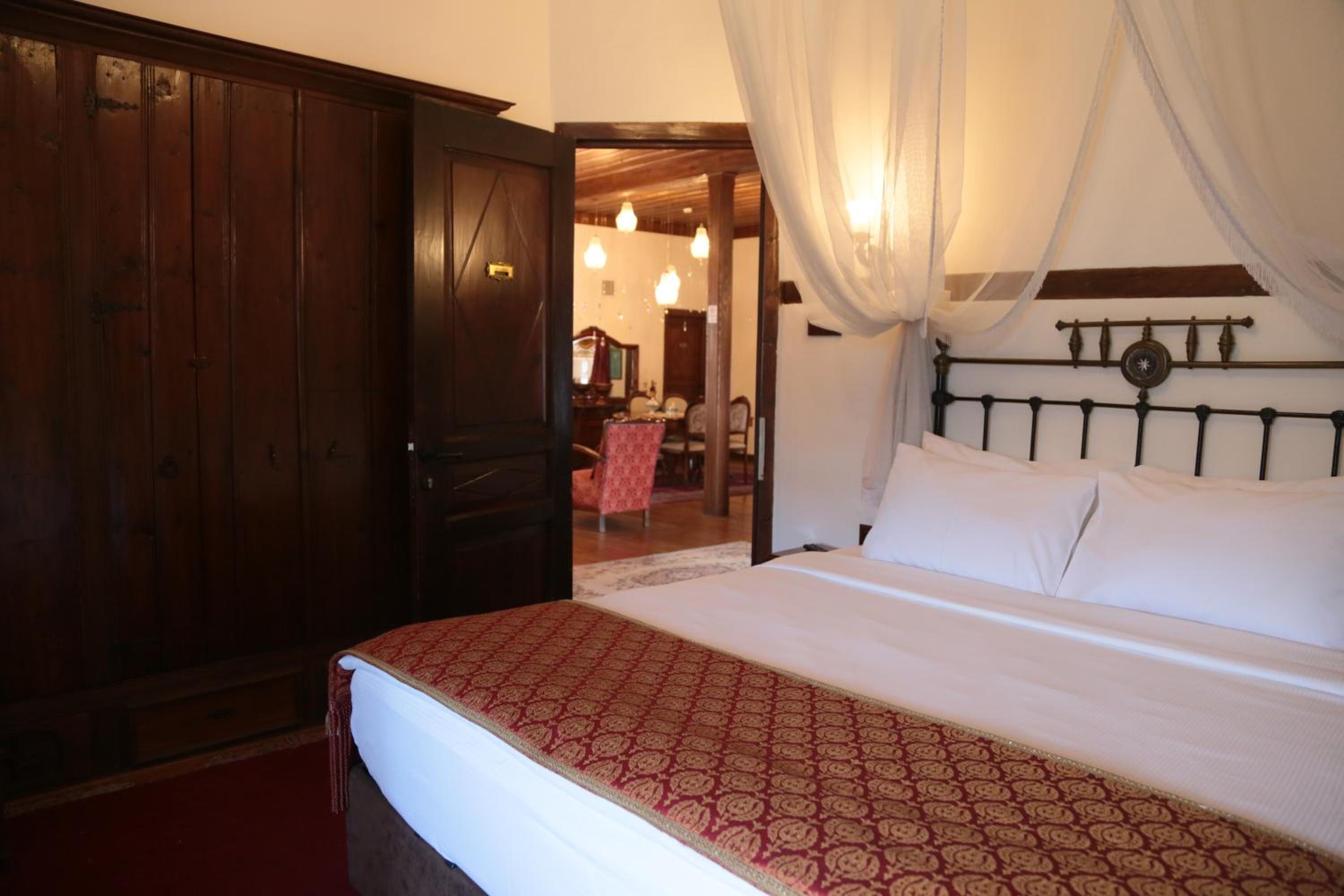 Deluxe Double Room photo 2