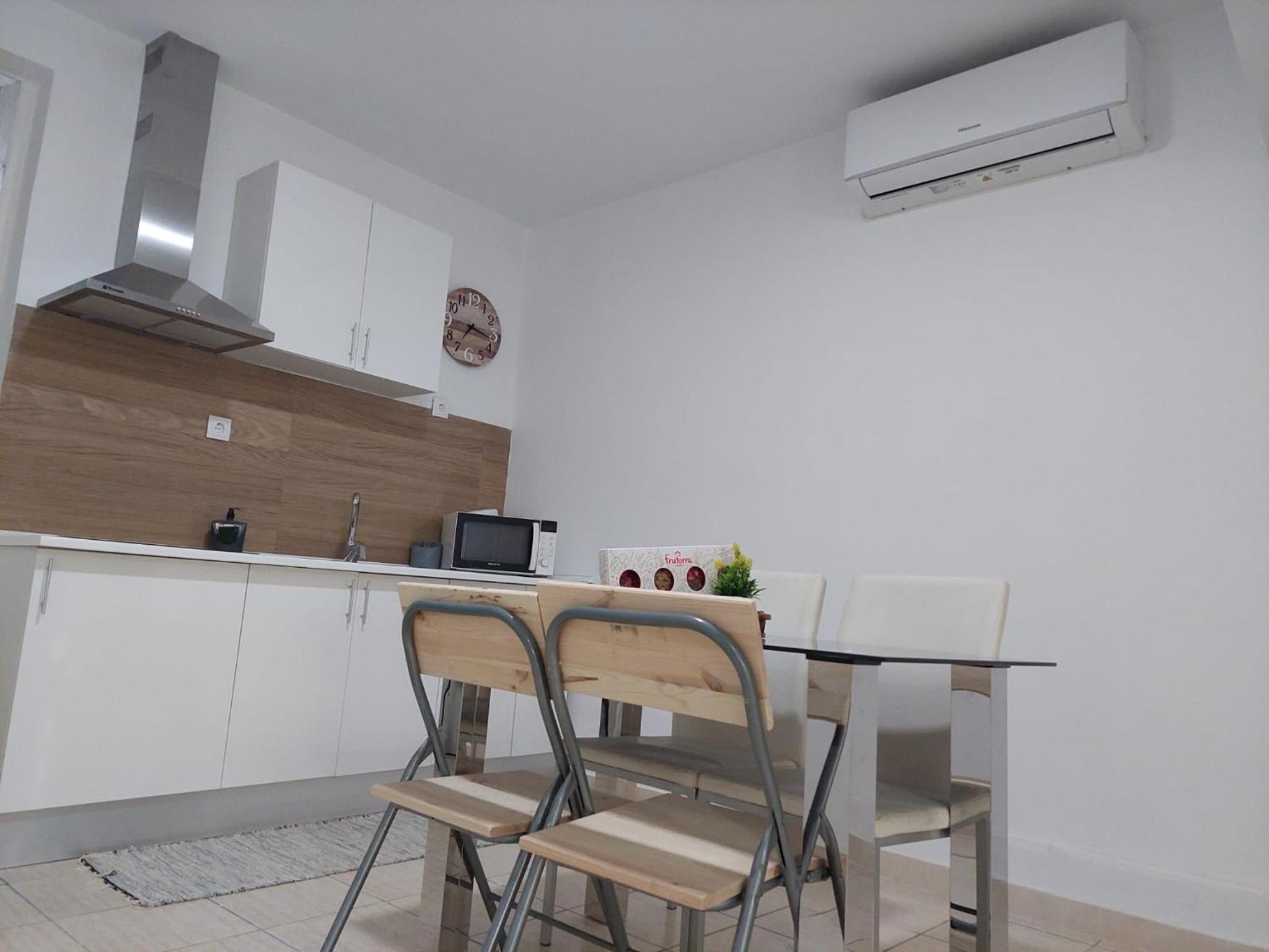 One-Bedroom Apartment - Photo 14