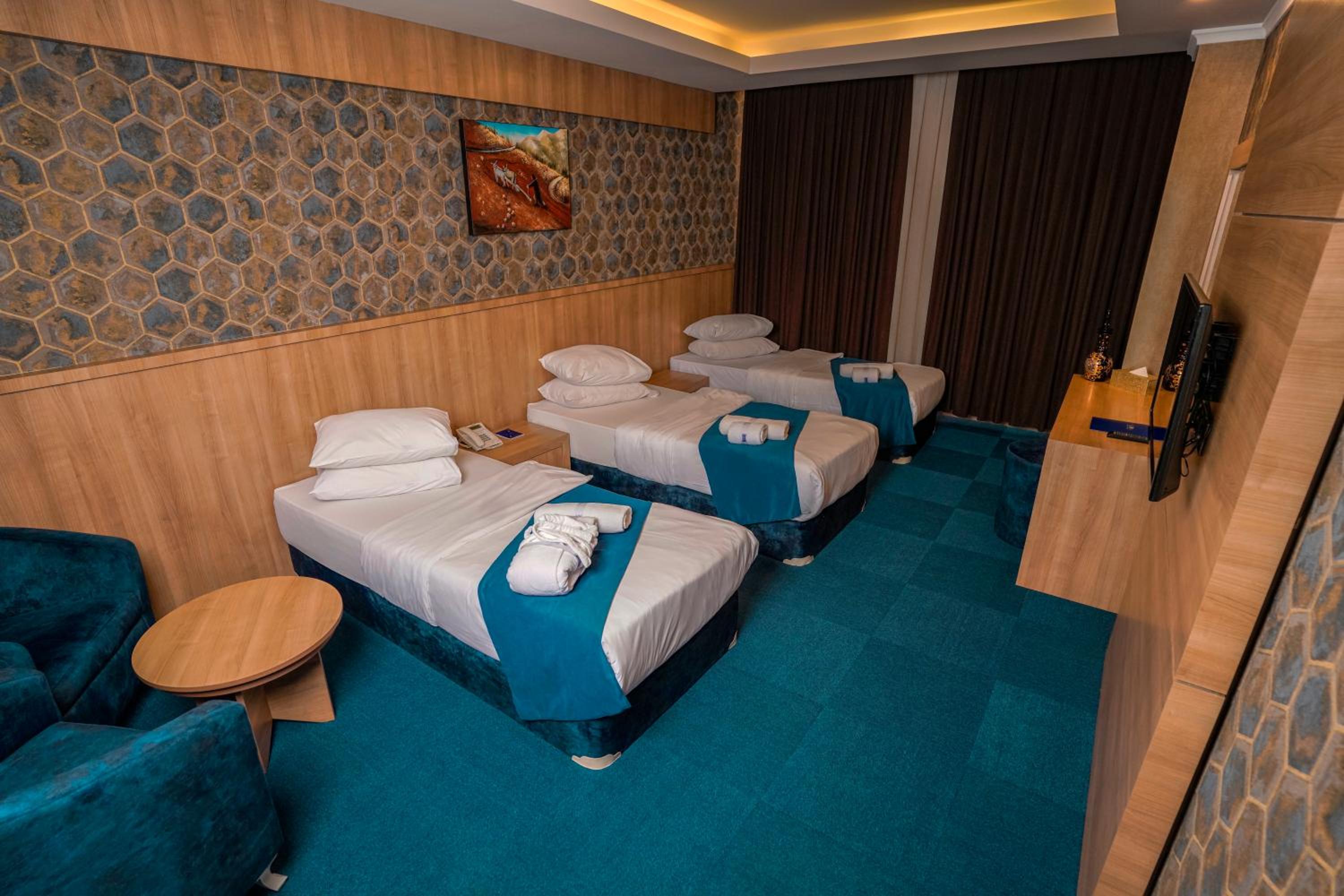 Triple Room photo 2