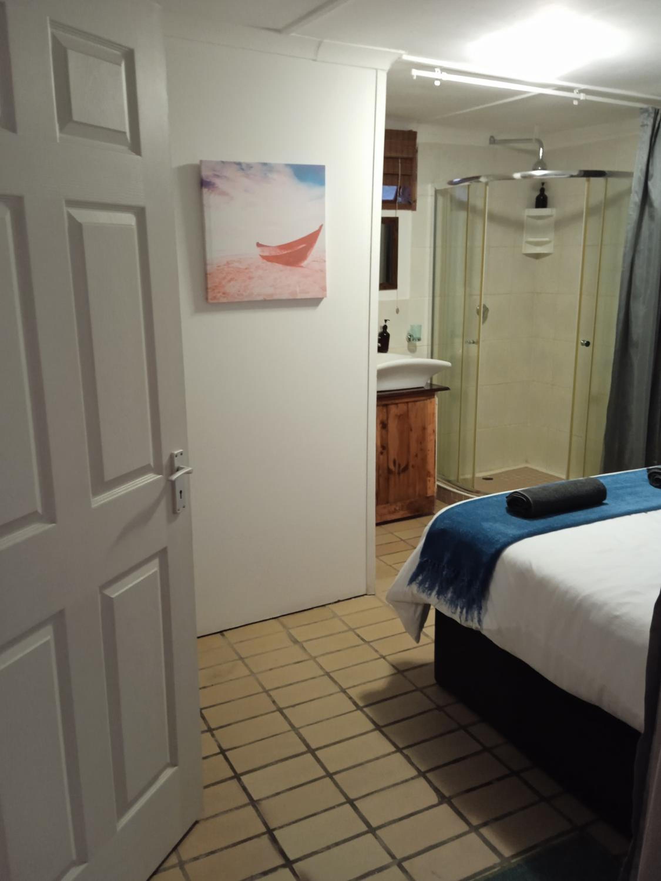 Two-Bedroom Cottage photo 3