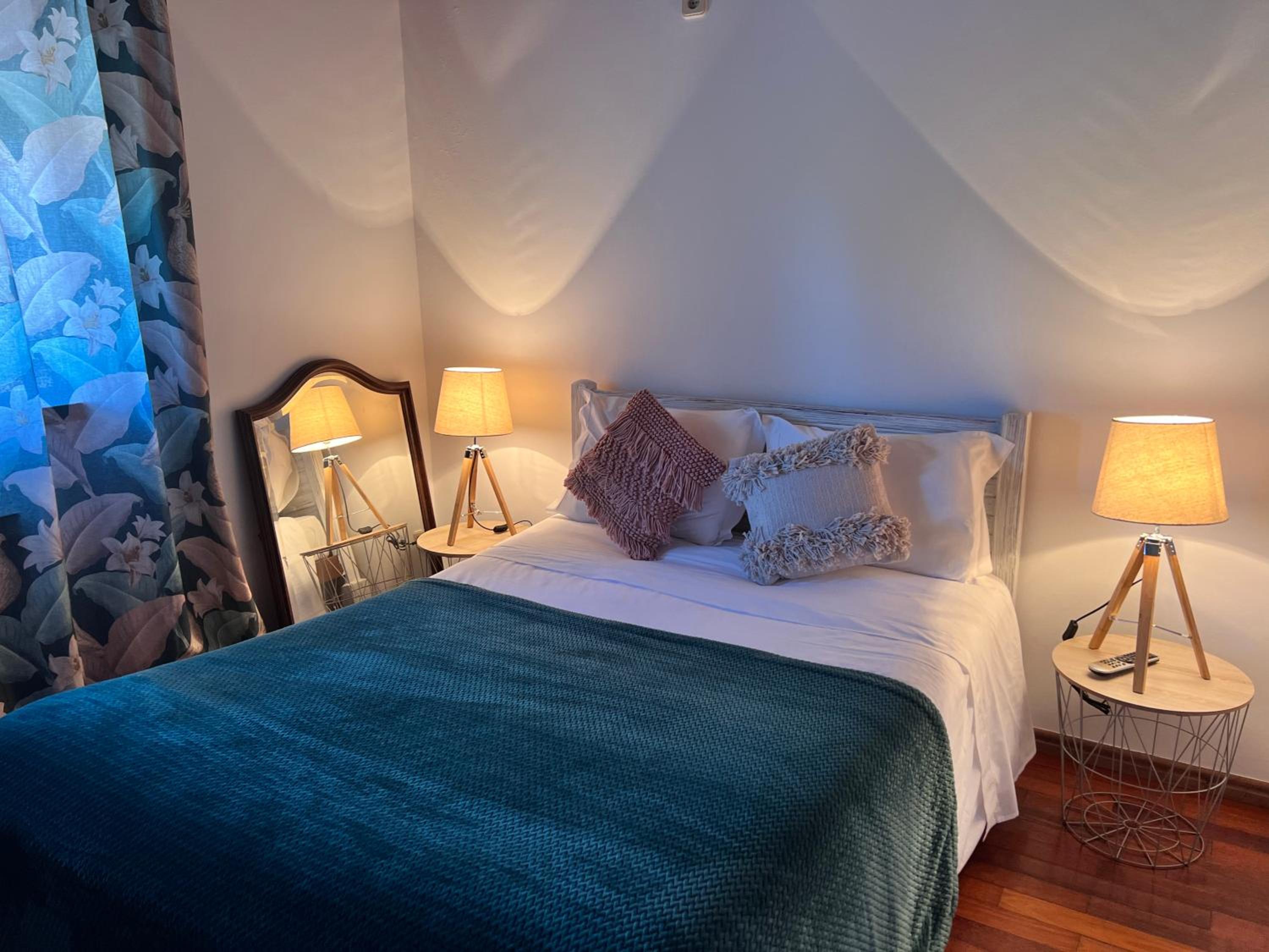 Double Room - Photo 3