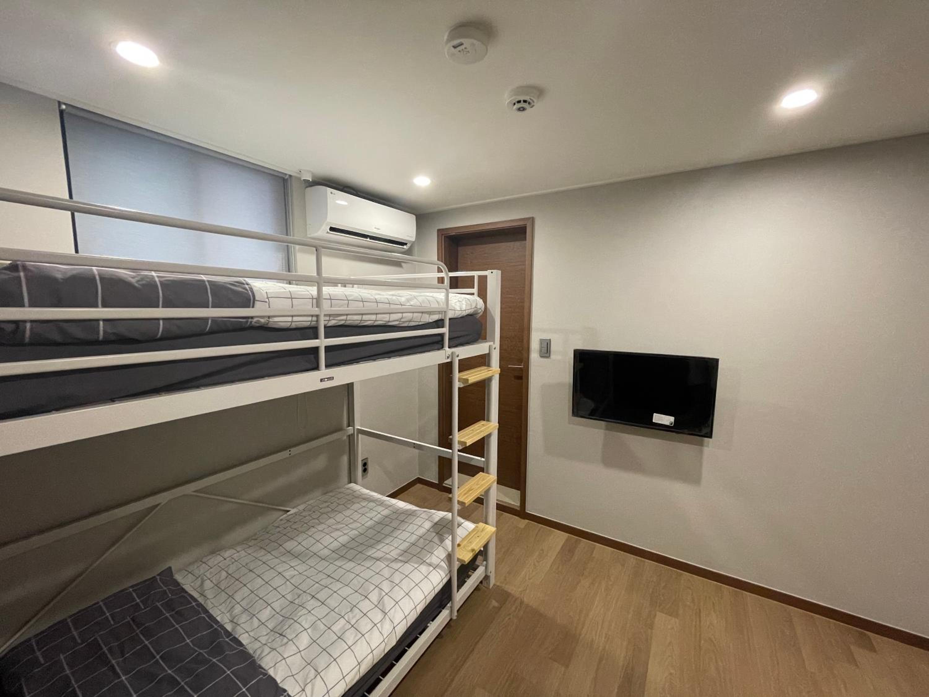 Twin Room with Private Bathroom