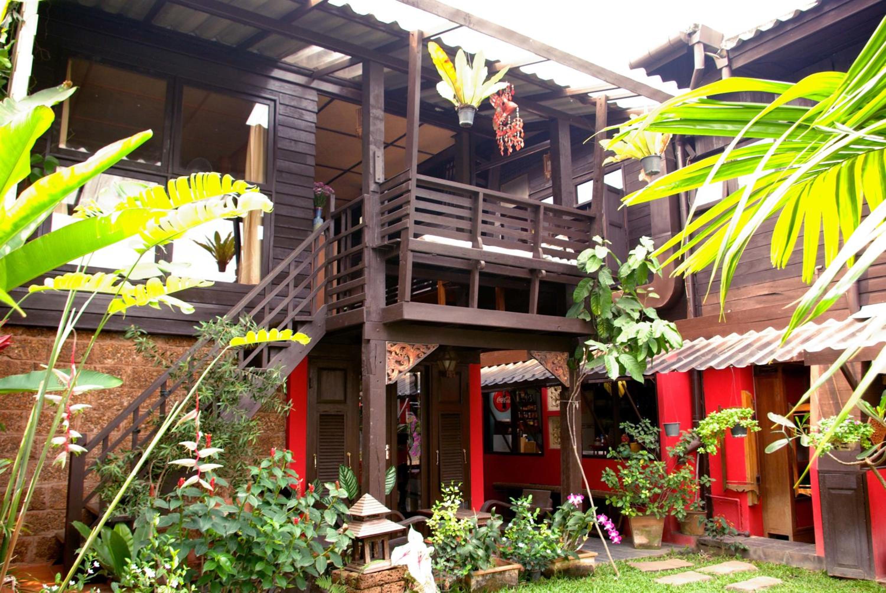 Deluxe Quadruple Room with River View - Photo 12