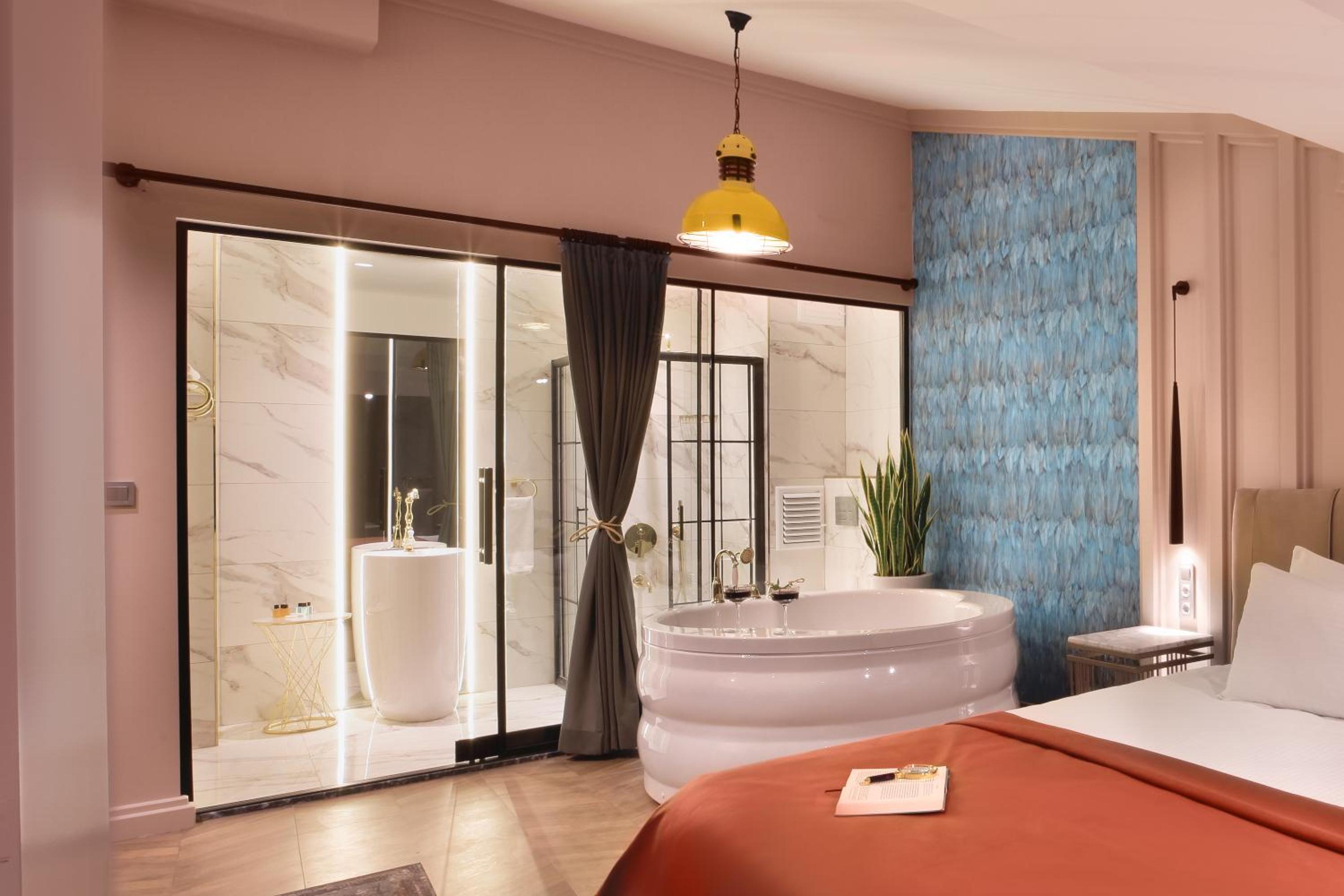 Suite with Terrace photo 3