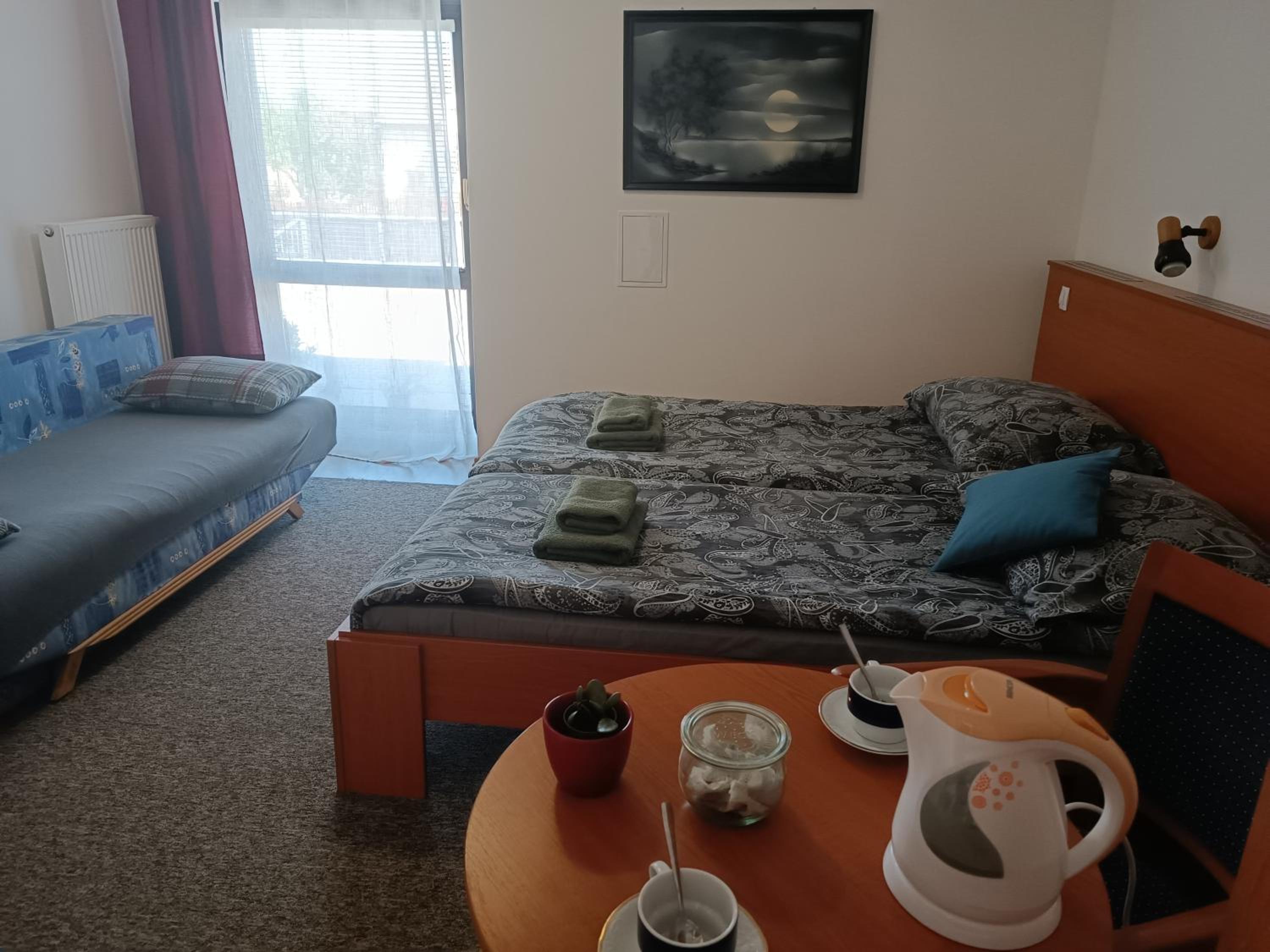 Classic Triple Room photo 2