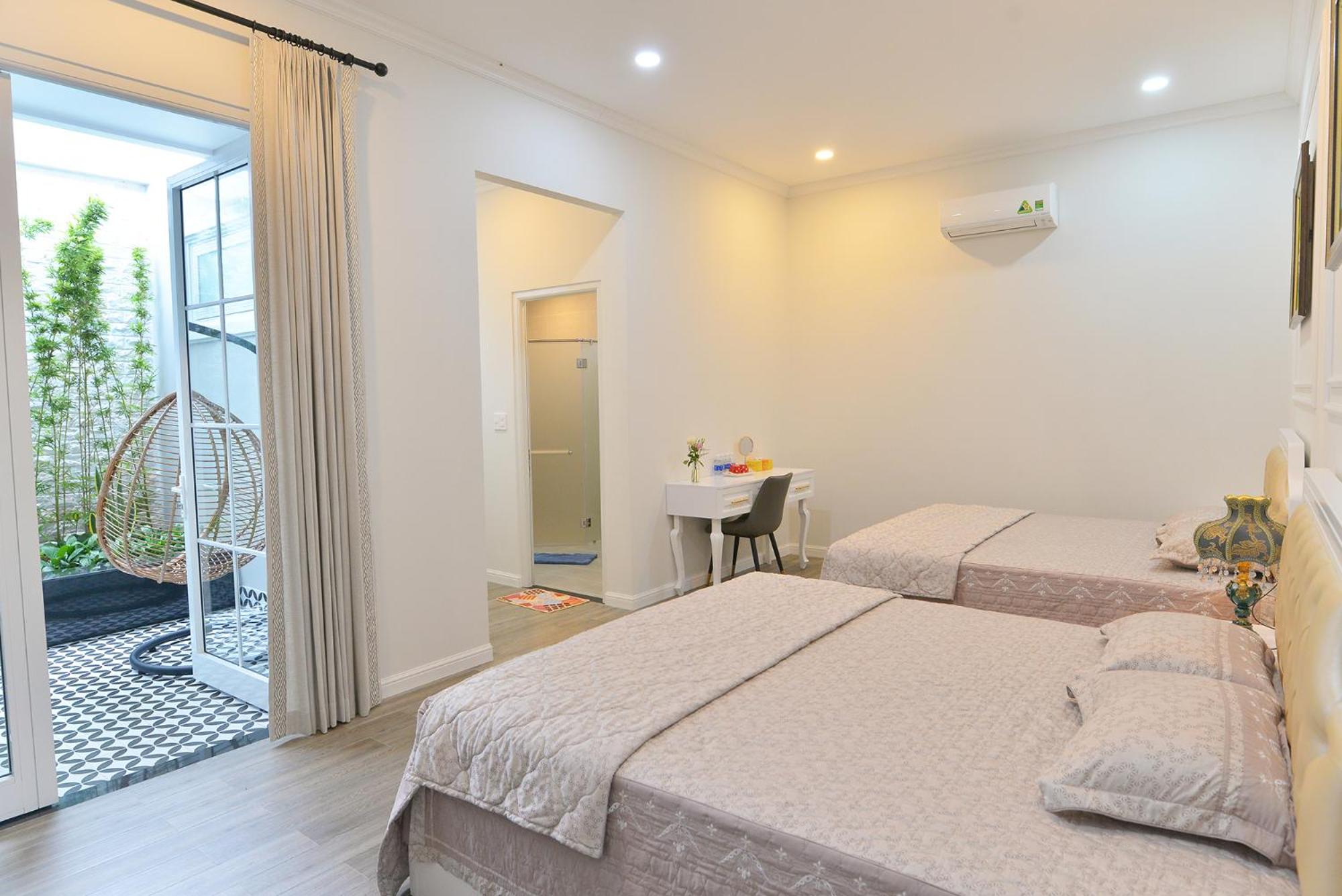 King Room with Two King Beds