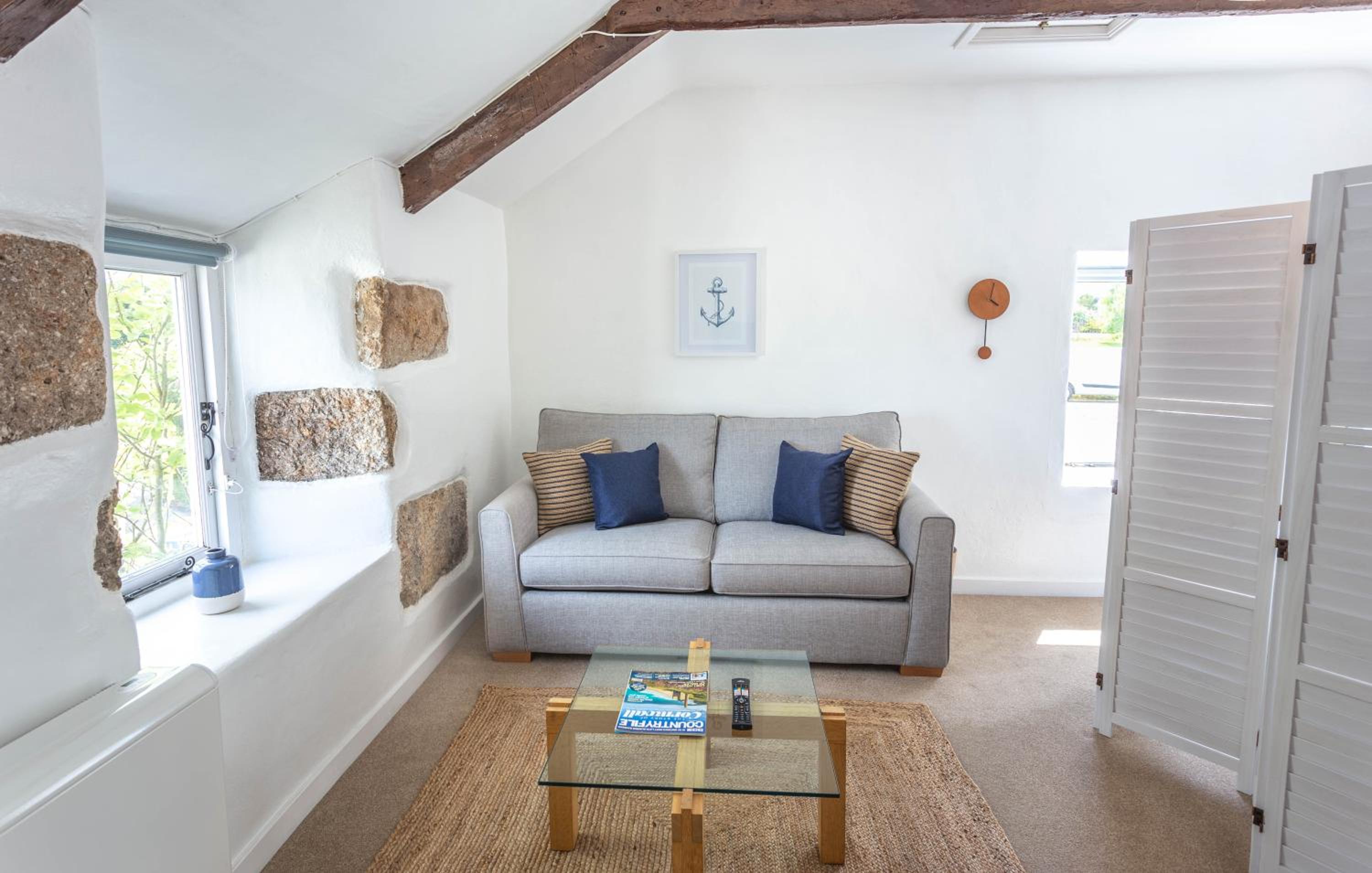 One-Bedroom House photo 2