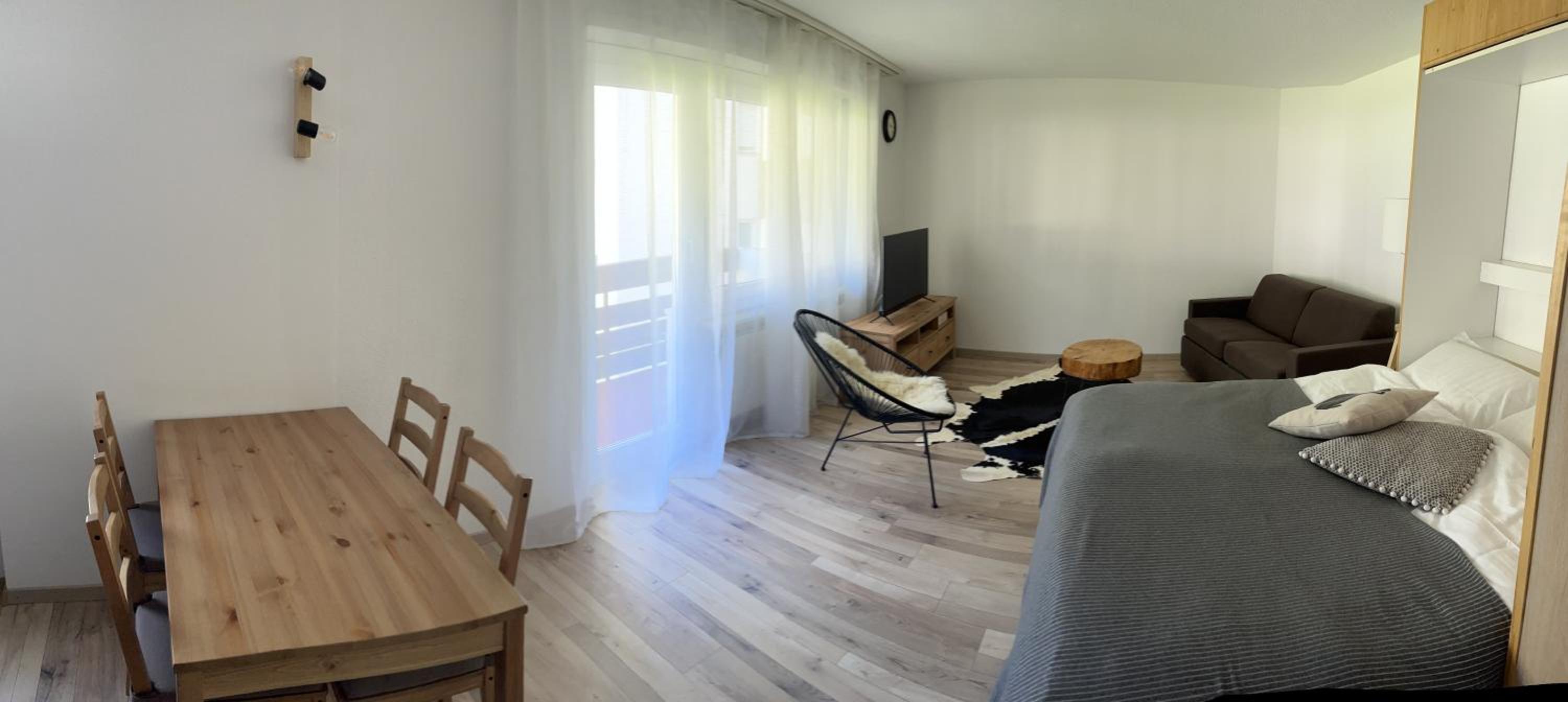 Studio Apartment