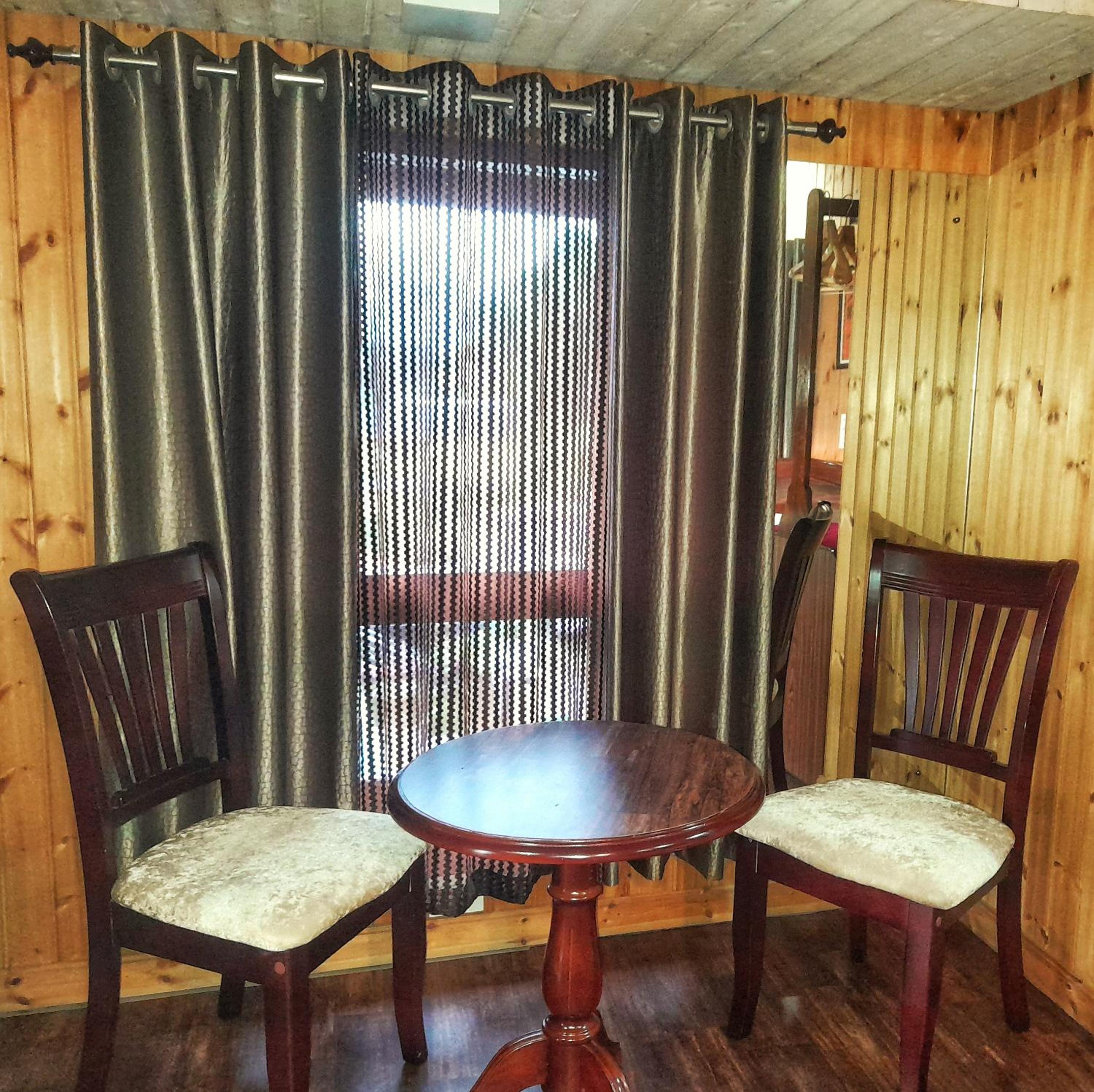 Standard Twin Room with Mountain View photo 2