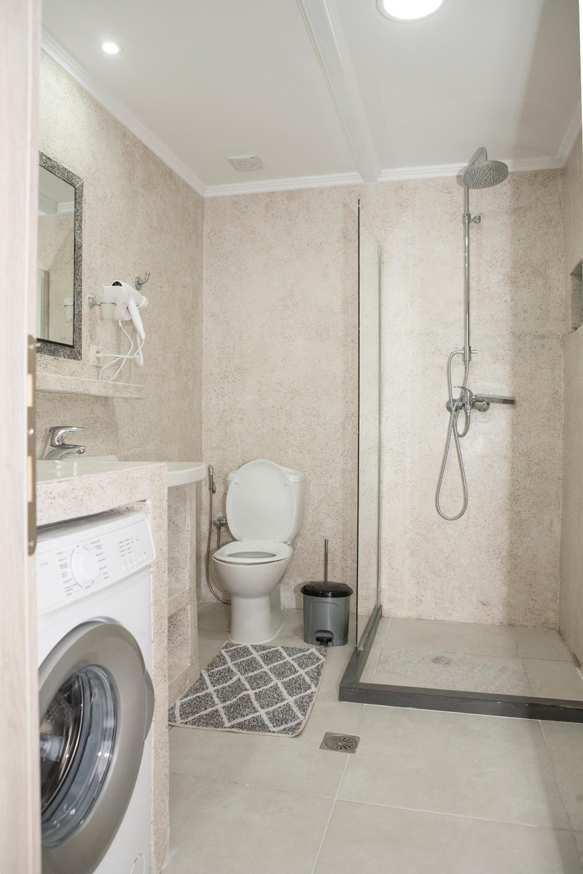 One-Bedroom House photo 2