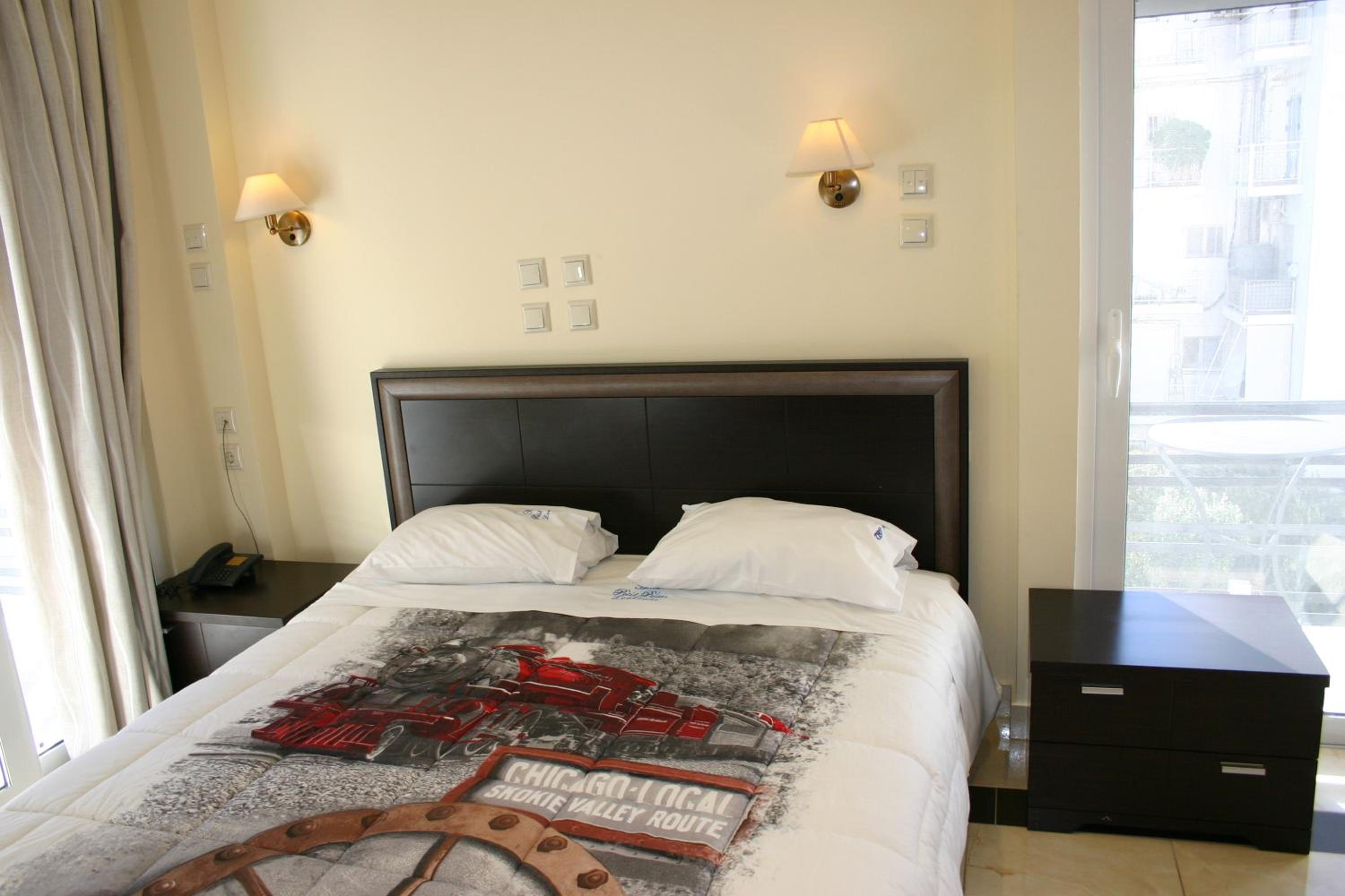 Double or Twin Room photo 2