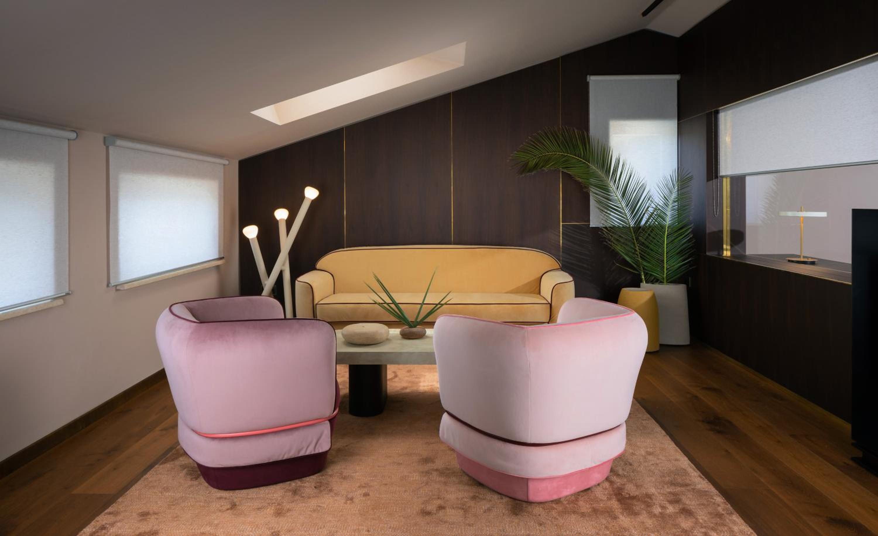 Executive Suite with Balcony and Sea View photo 2