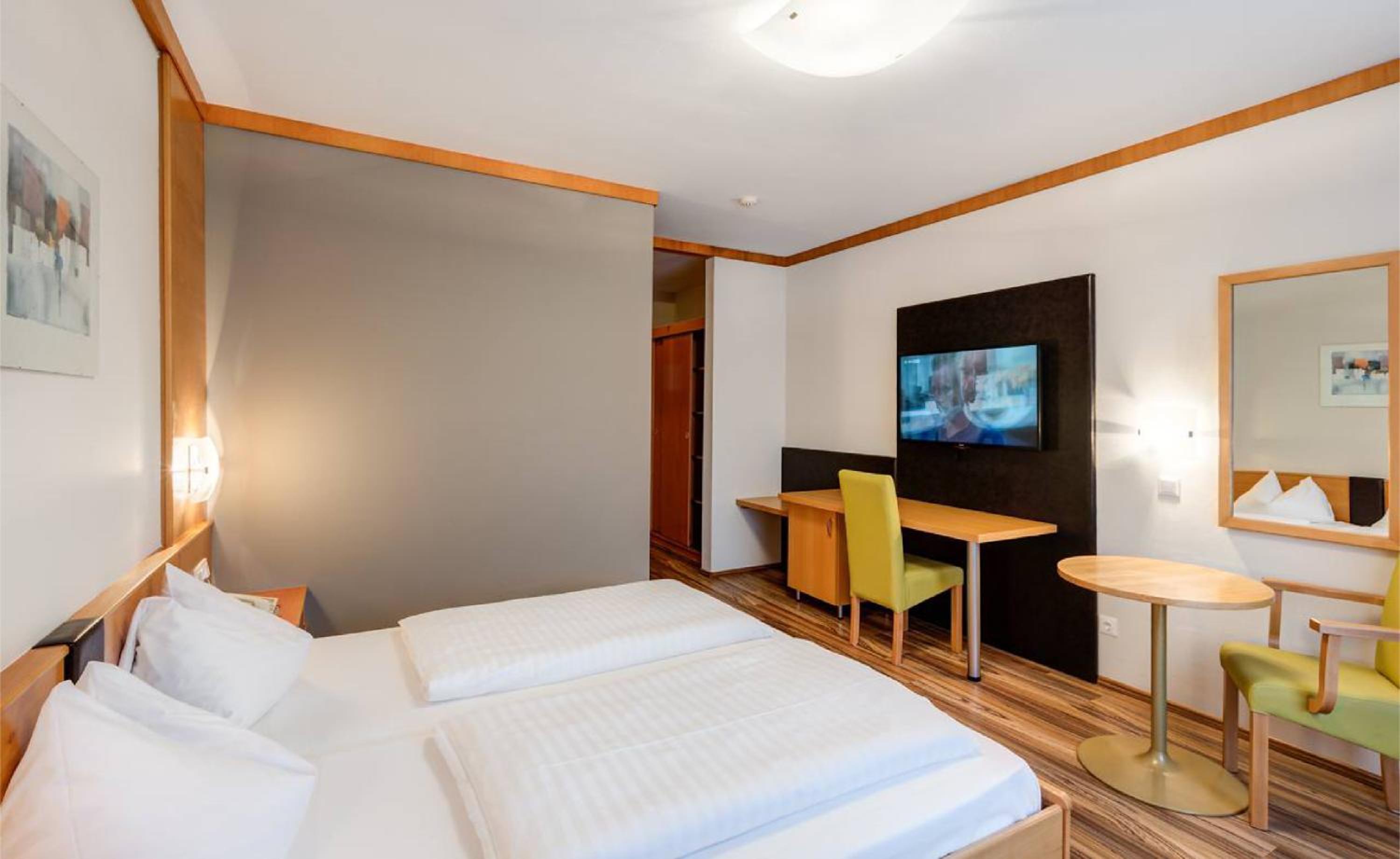 Double Room - Photo 1