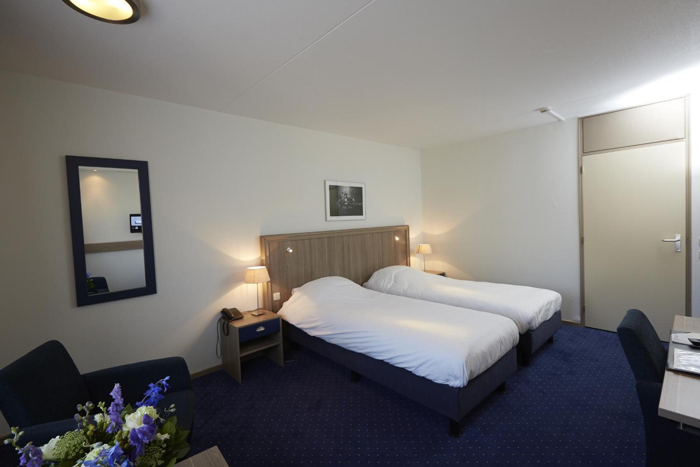 Comfort Twin Room with City View