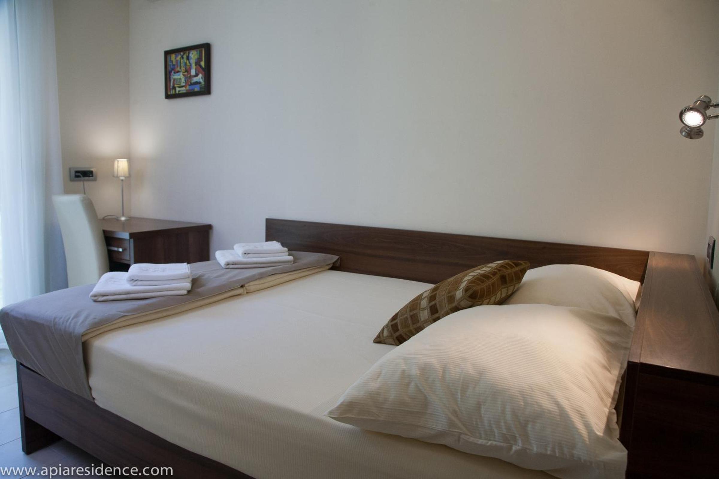 Luxury Two-Bedroom Apartment with Terrace photo 3