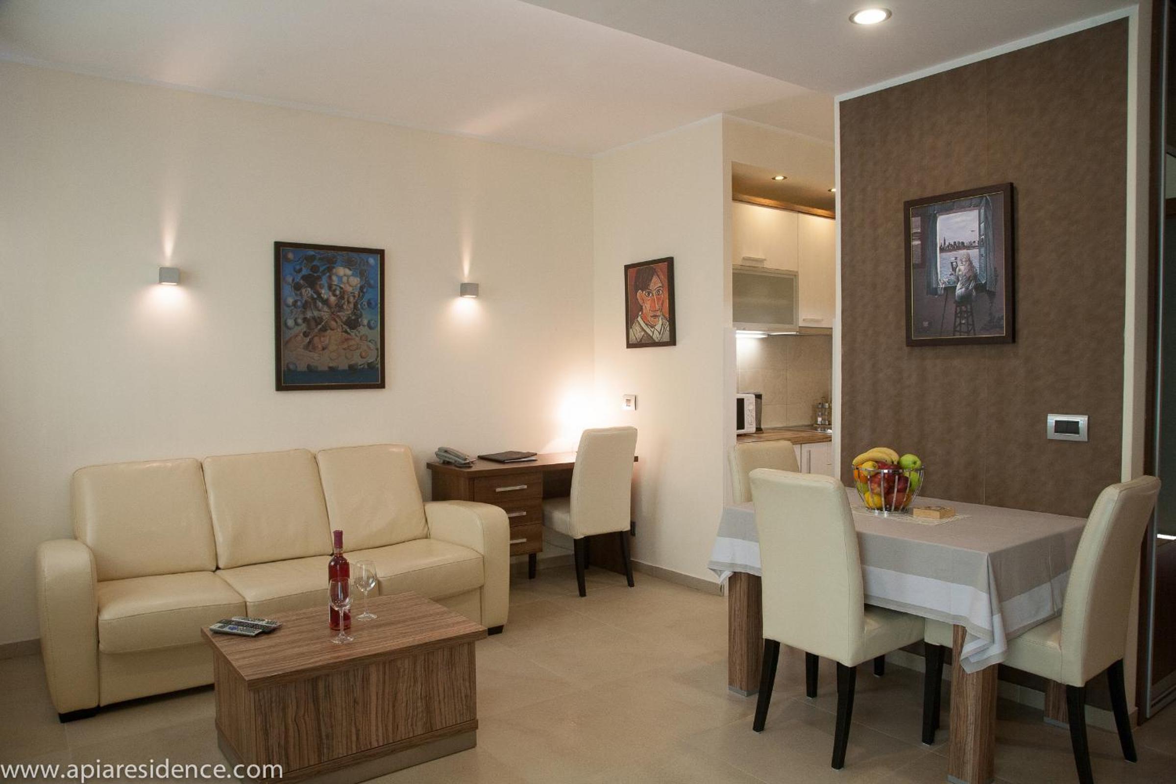 One-Bedroom Apartment