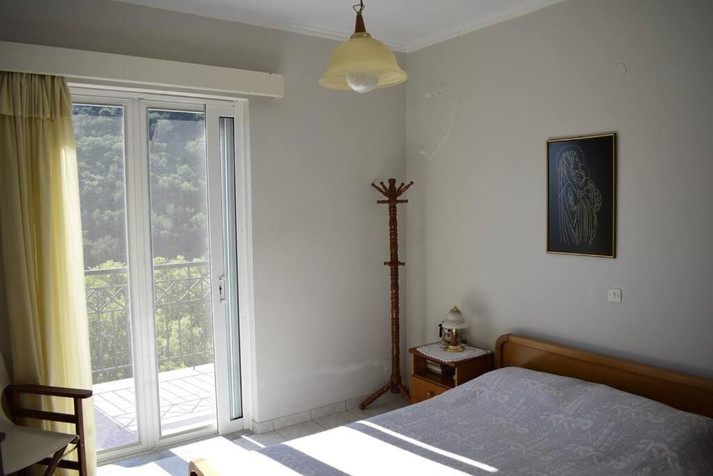 Four-Bedroom House photo 1