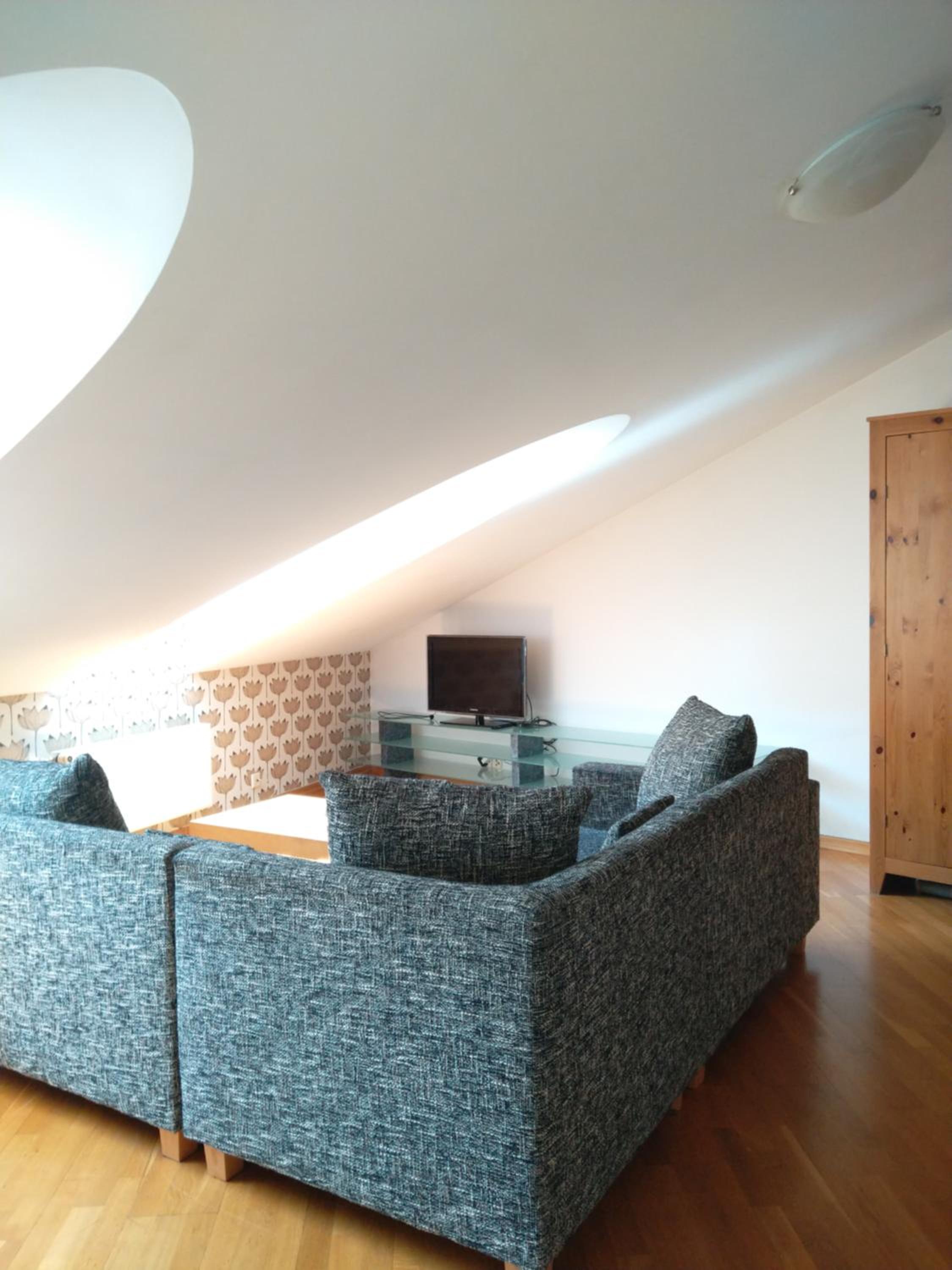 Two-Bedroom Apartment - Photo 30