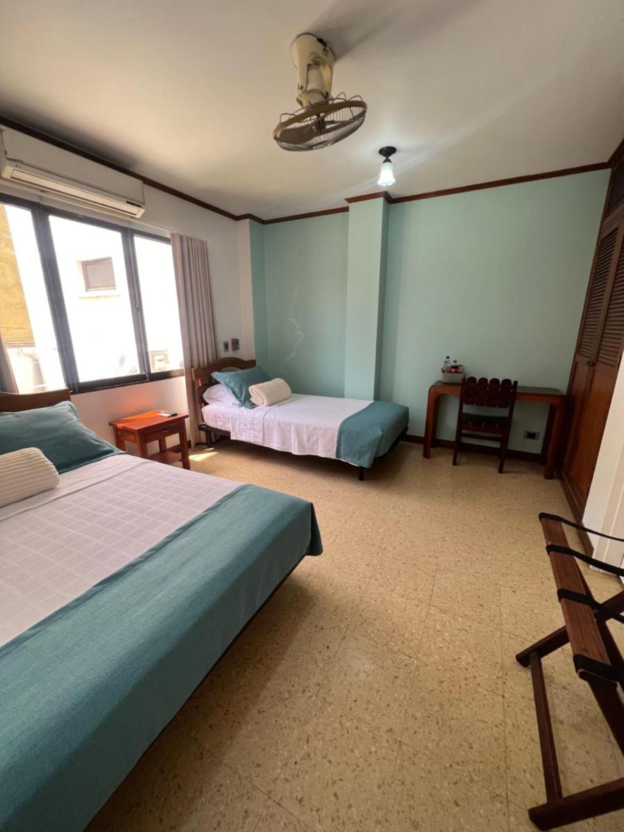 Standard Twin Room photo 2