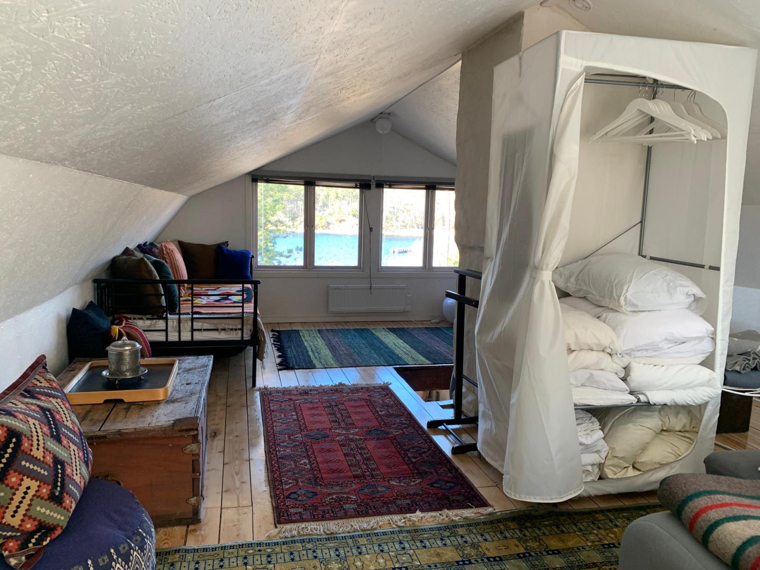 One-Bedroom House - Photo 7