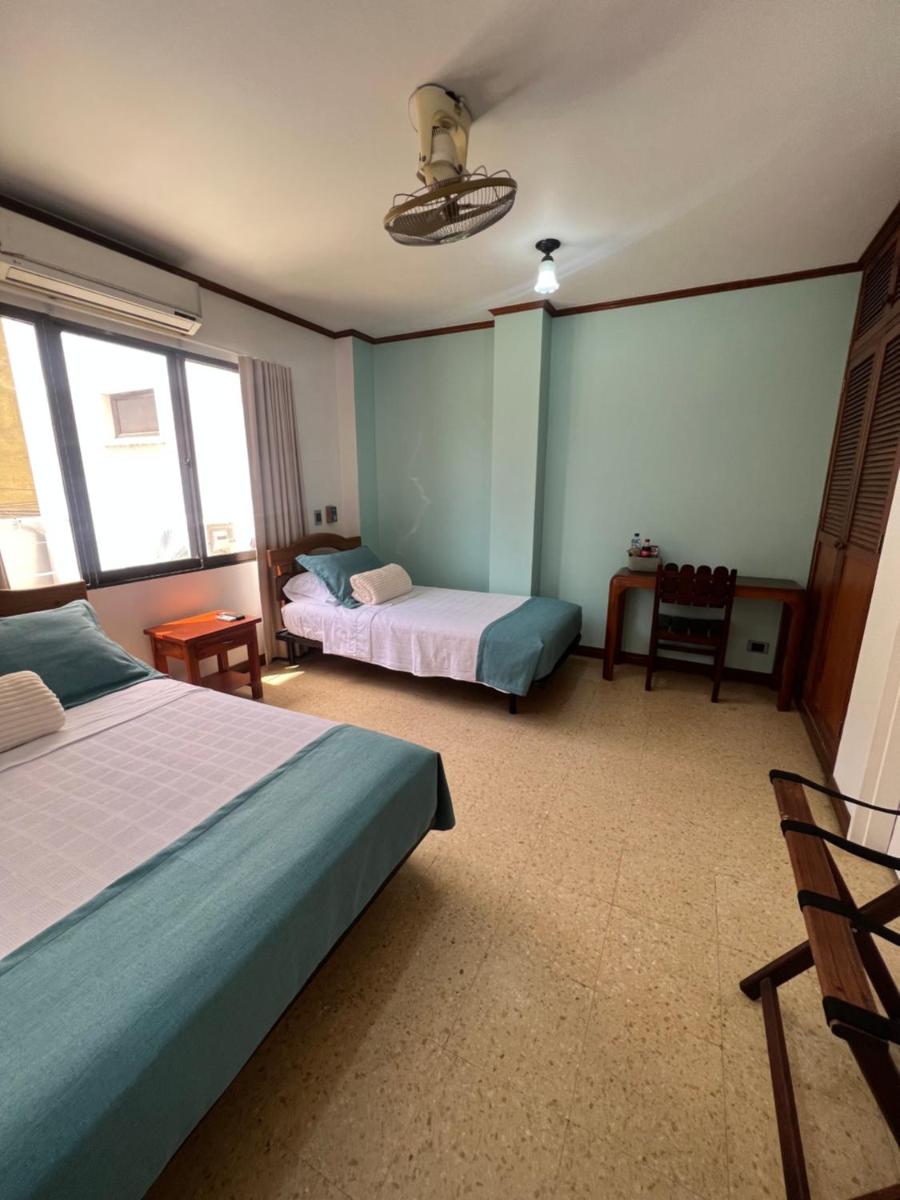 Standard Twin Room photo 3