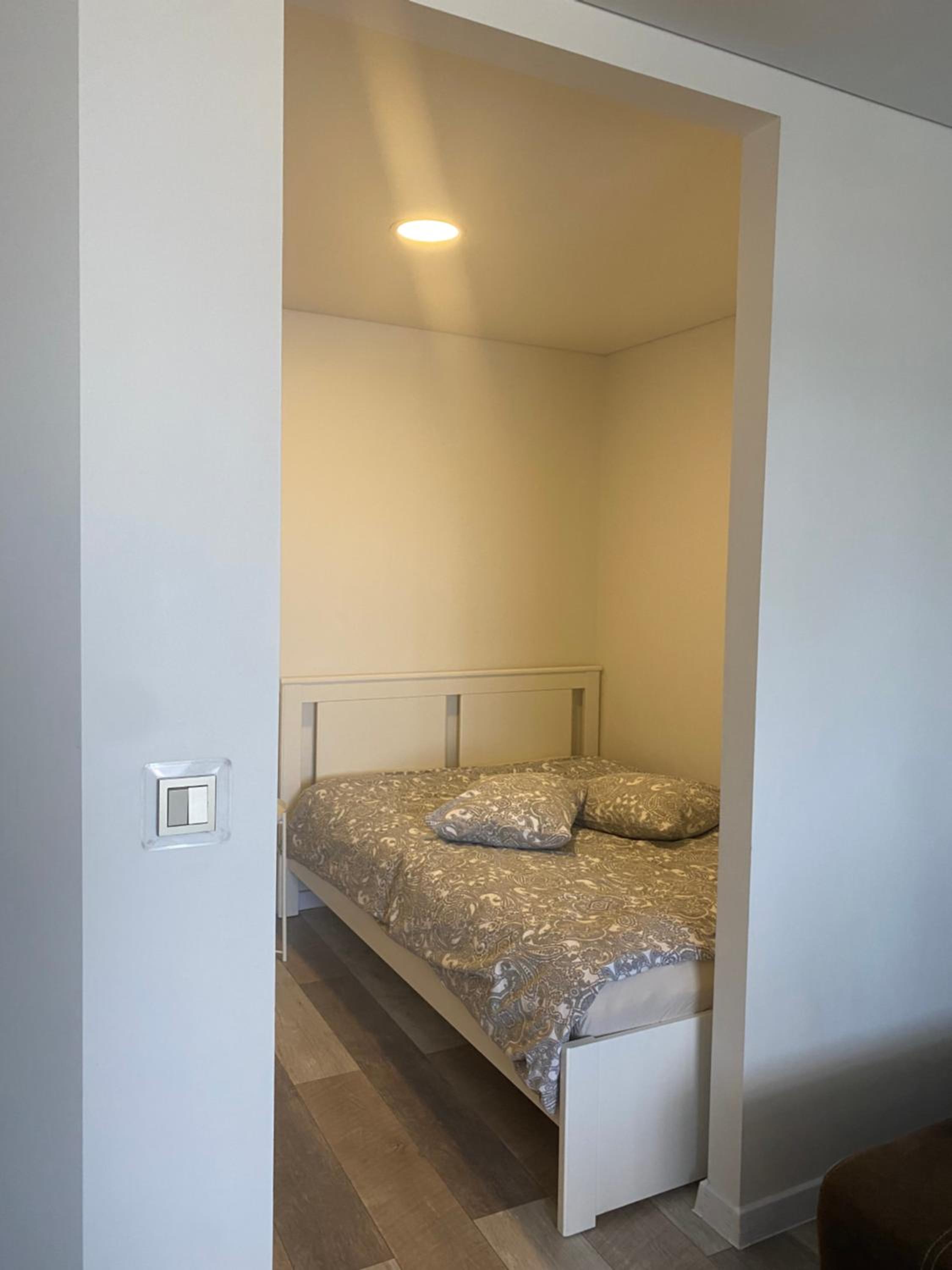 One-Bedroom Apartment - Photo 1