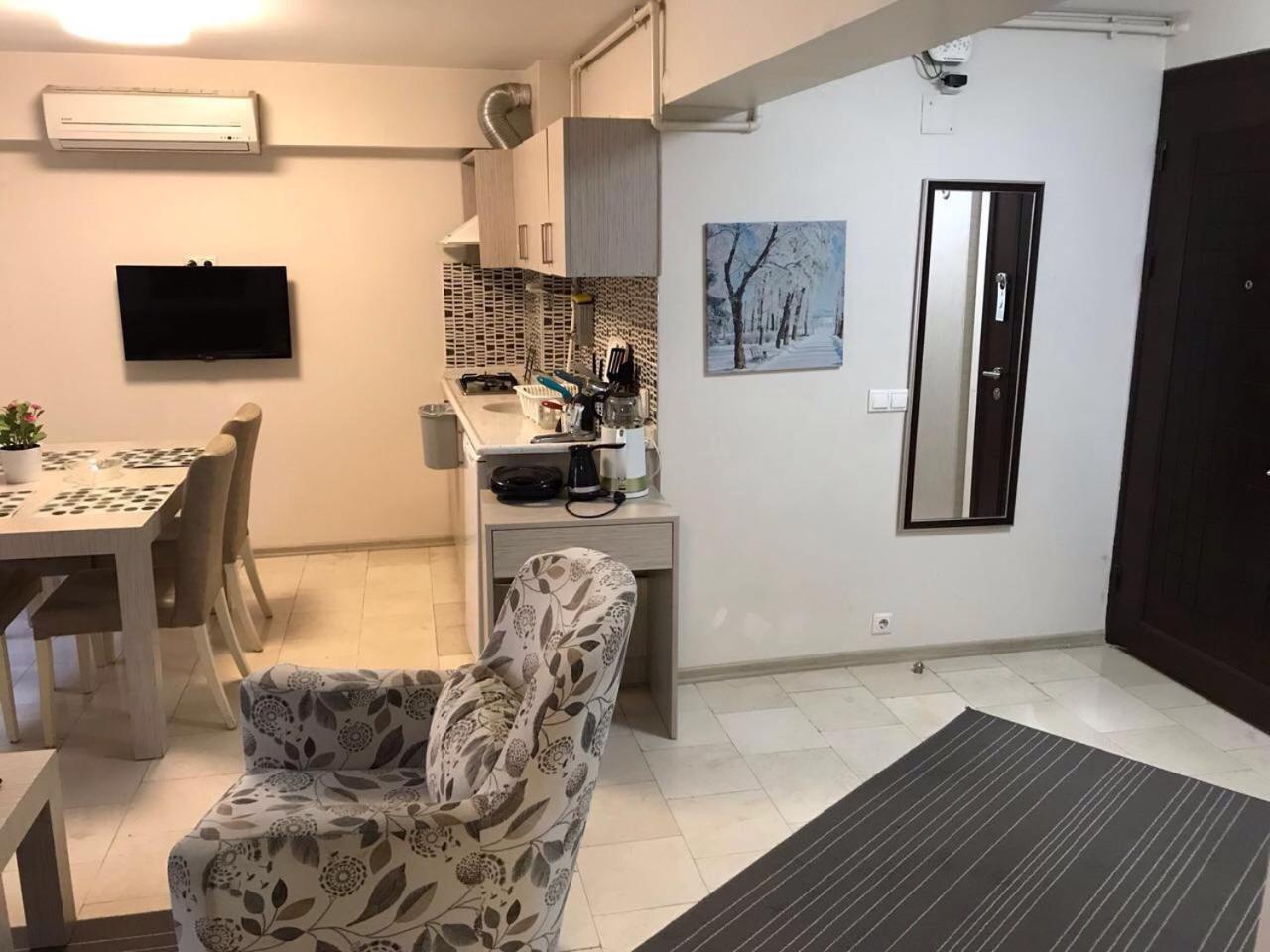 One-Bedroom Apartment - Photo 23