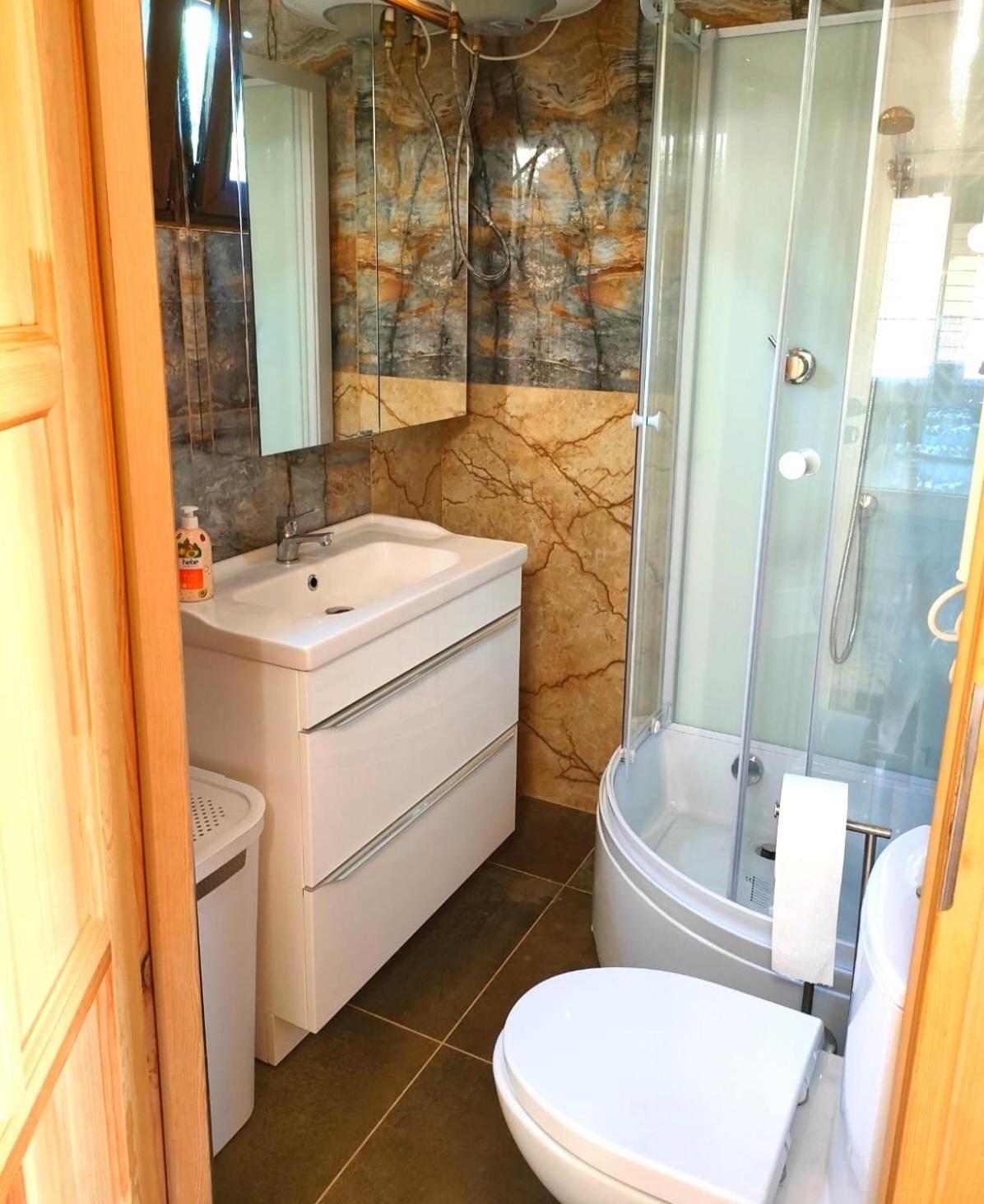 Three-Bedroom Chalet - Photo 20
