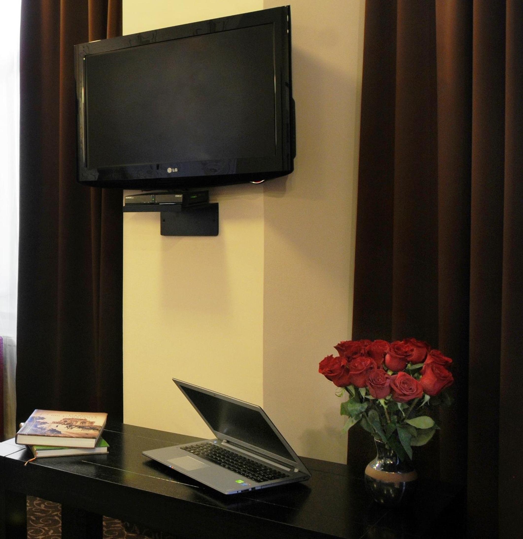 Junior Suite - Photo 13