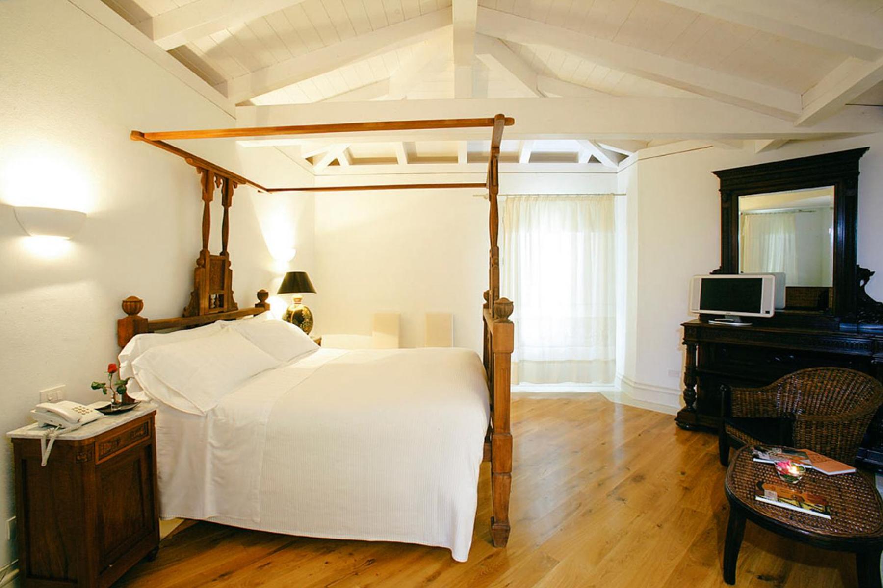 Junior Suite - Photo 1
