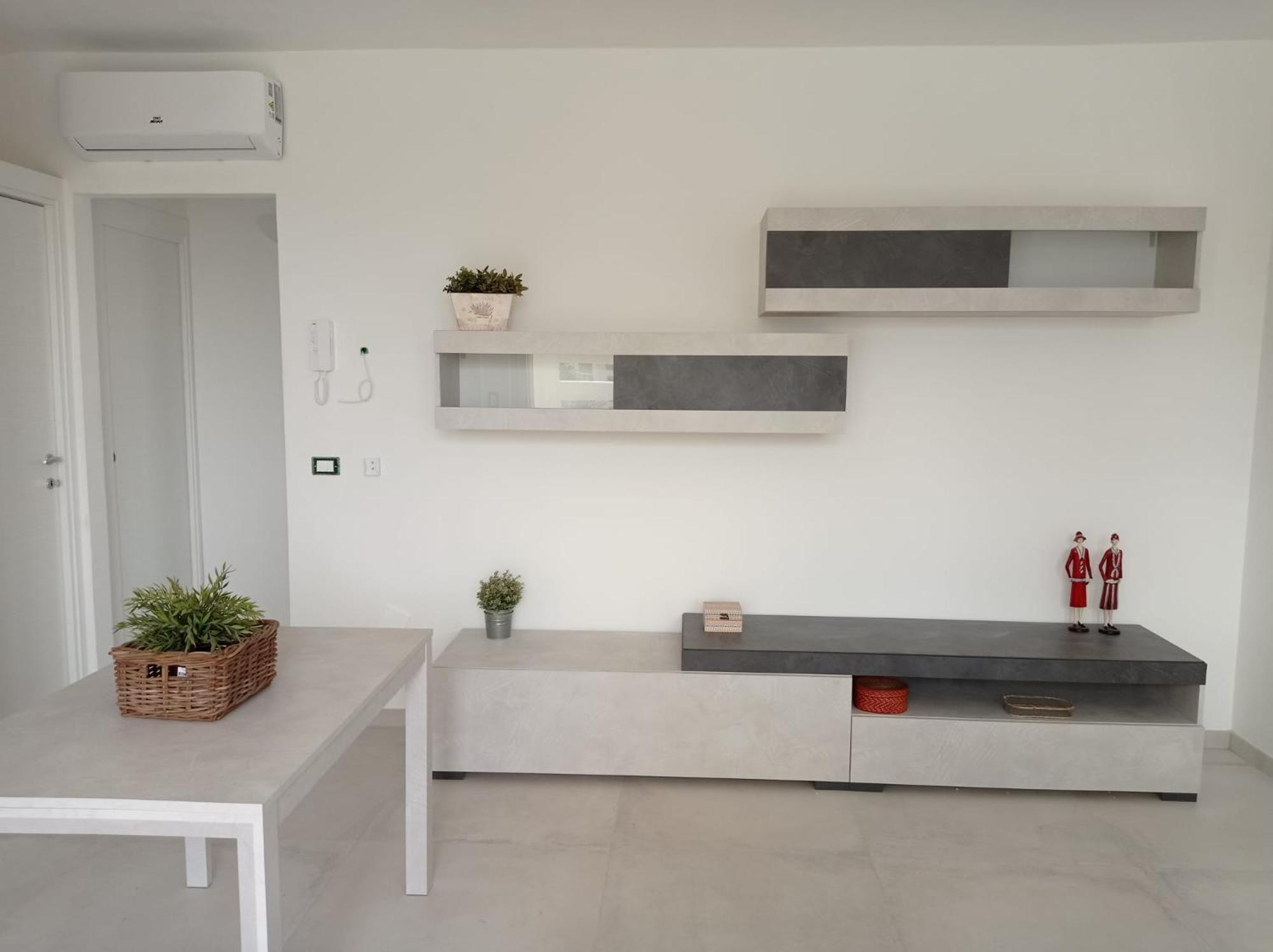 Apartment - Ground Floor with Balcony  photo 1