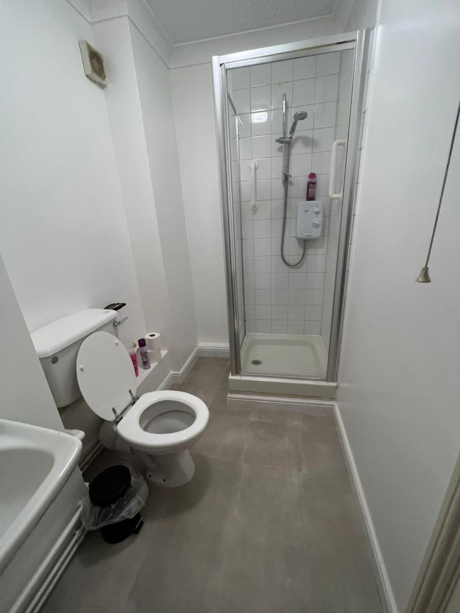 One-Bedroom Apartment photo 3