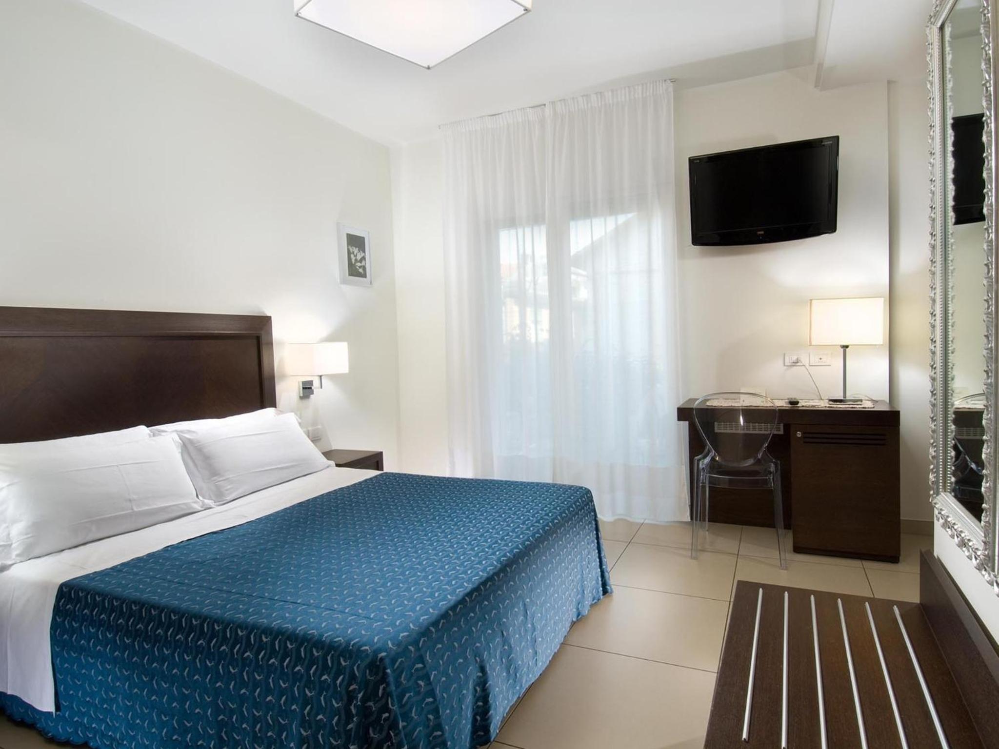 Superior Triple Room - Photo 1