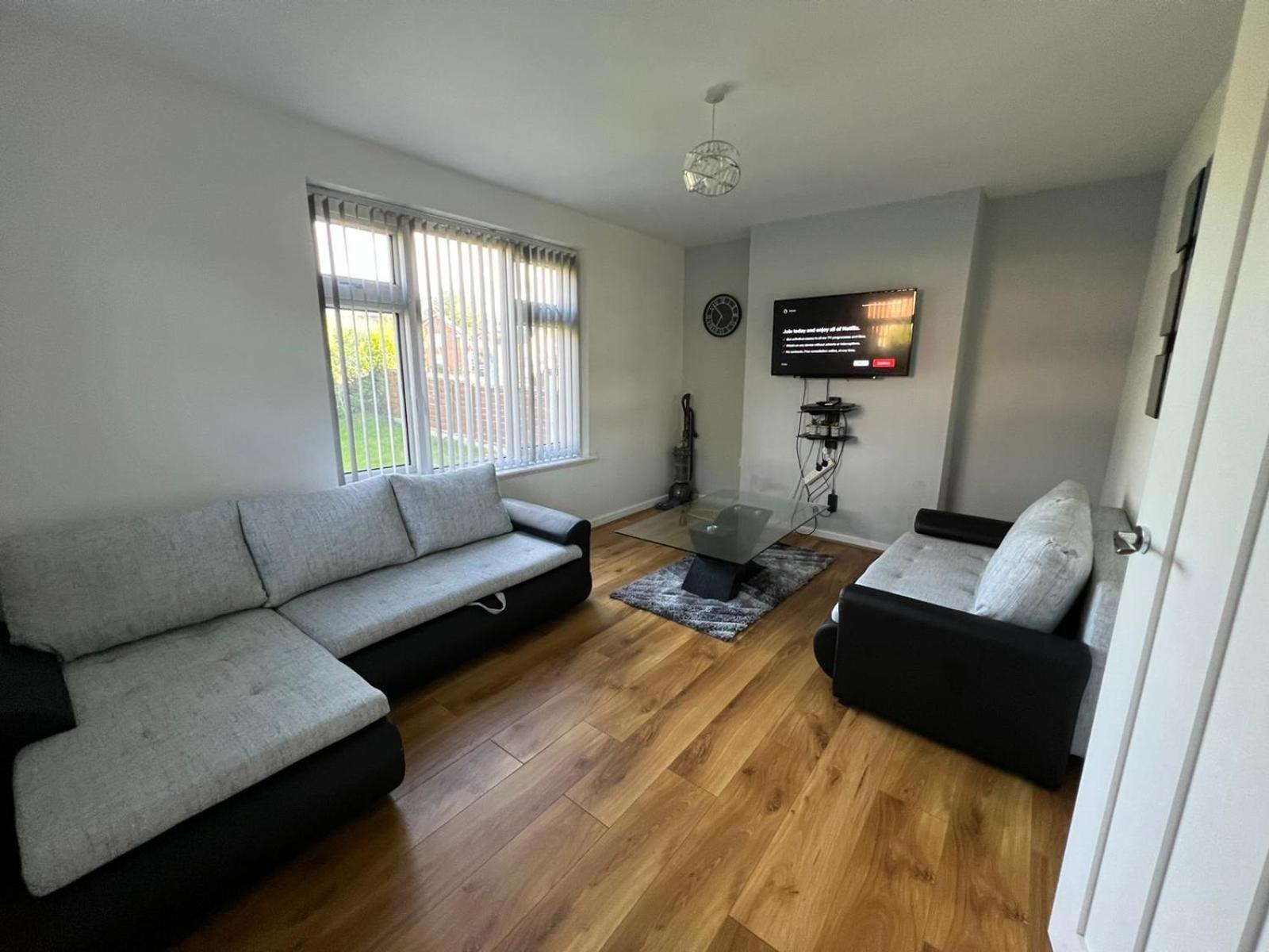 Three-Bedroom House - Photo 44