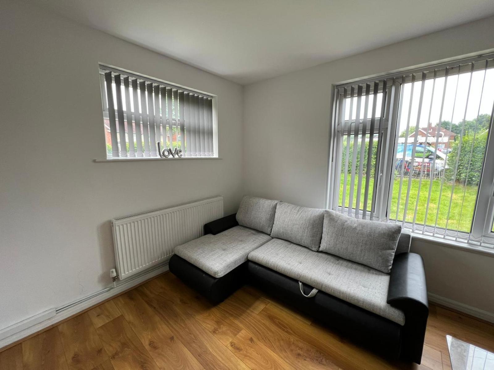 Three-Bedroom House - Photo 6