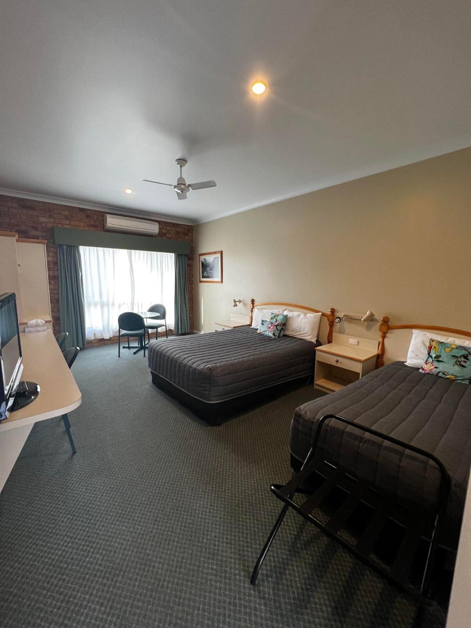 Triple Room - Disability Access - Photo 1